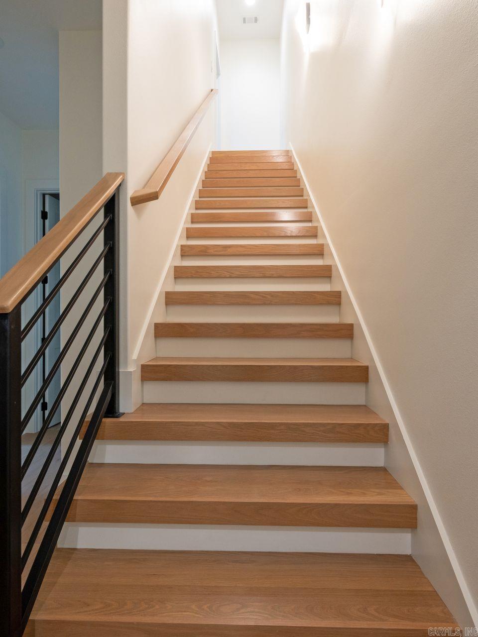 145 Kinley Loop Property Photo 4