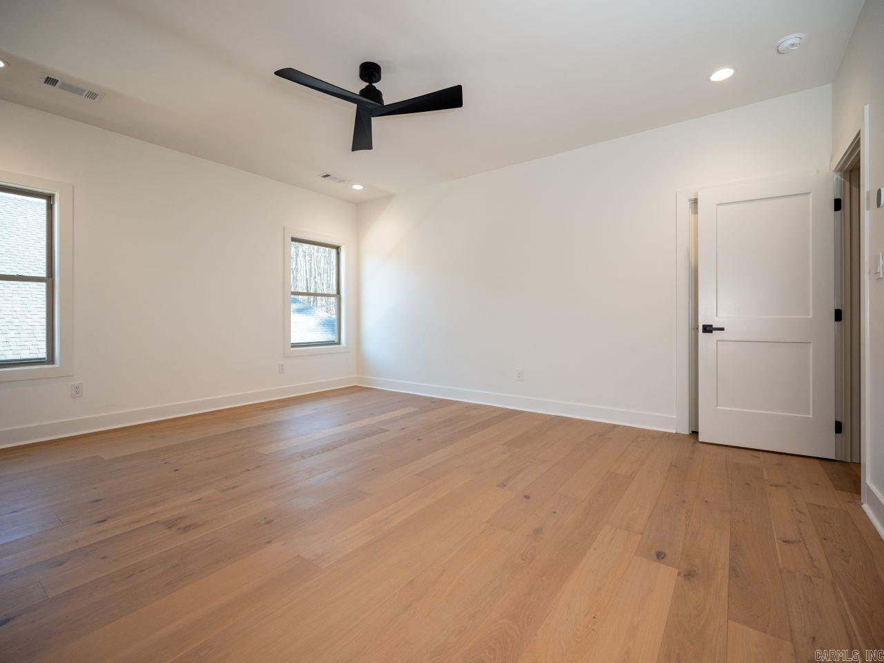 145 Kinley Loop Property Photo 7
