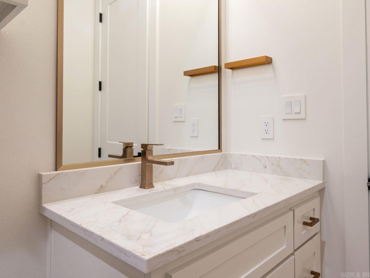 145 Kinley Loop Property Photo 15