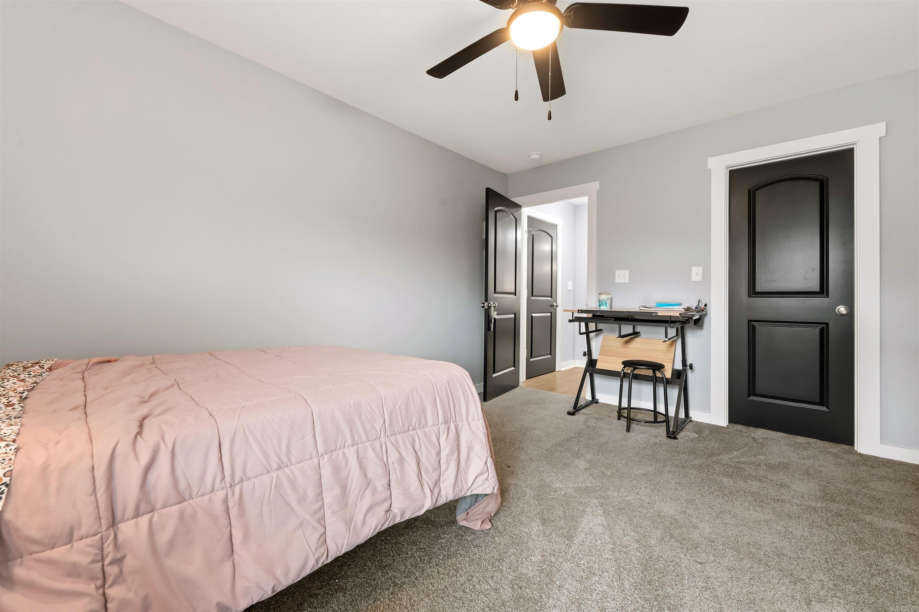 5613 Victoria Court Property Photo 32