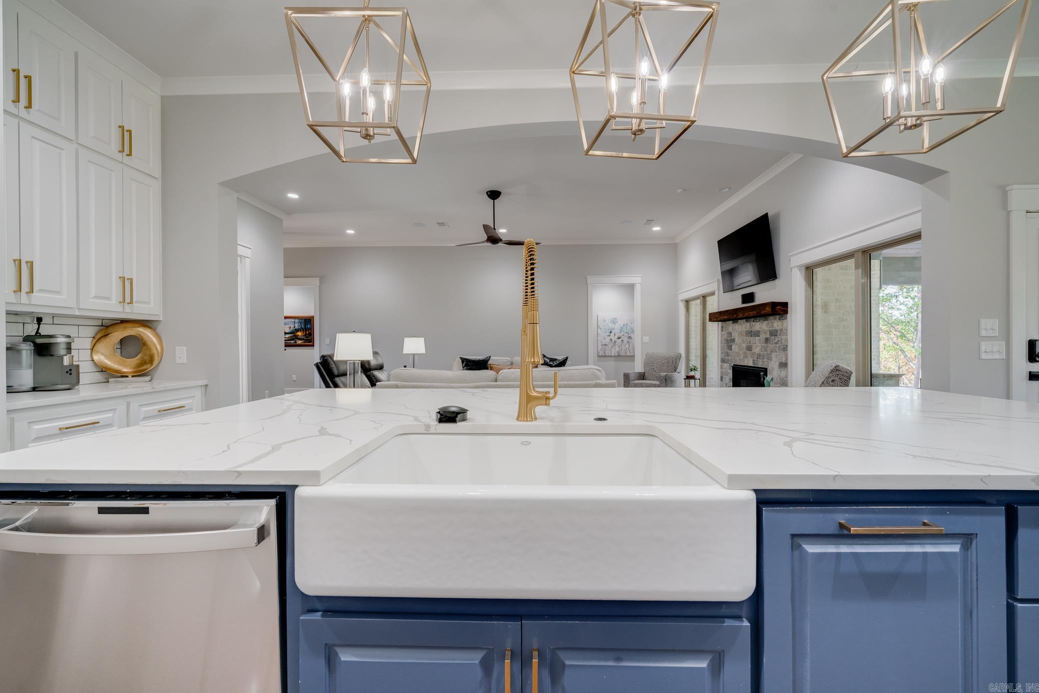 3945 Orchard Hill Drive Property Photo 12