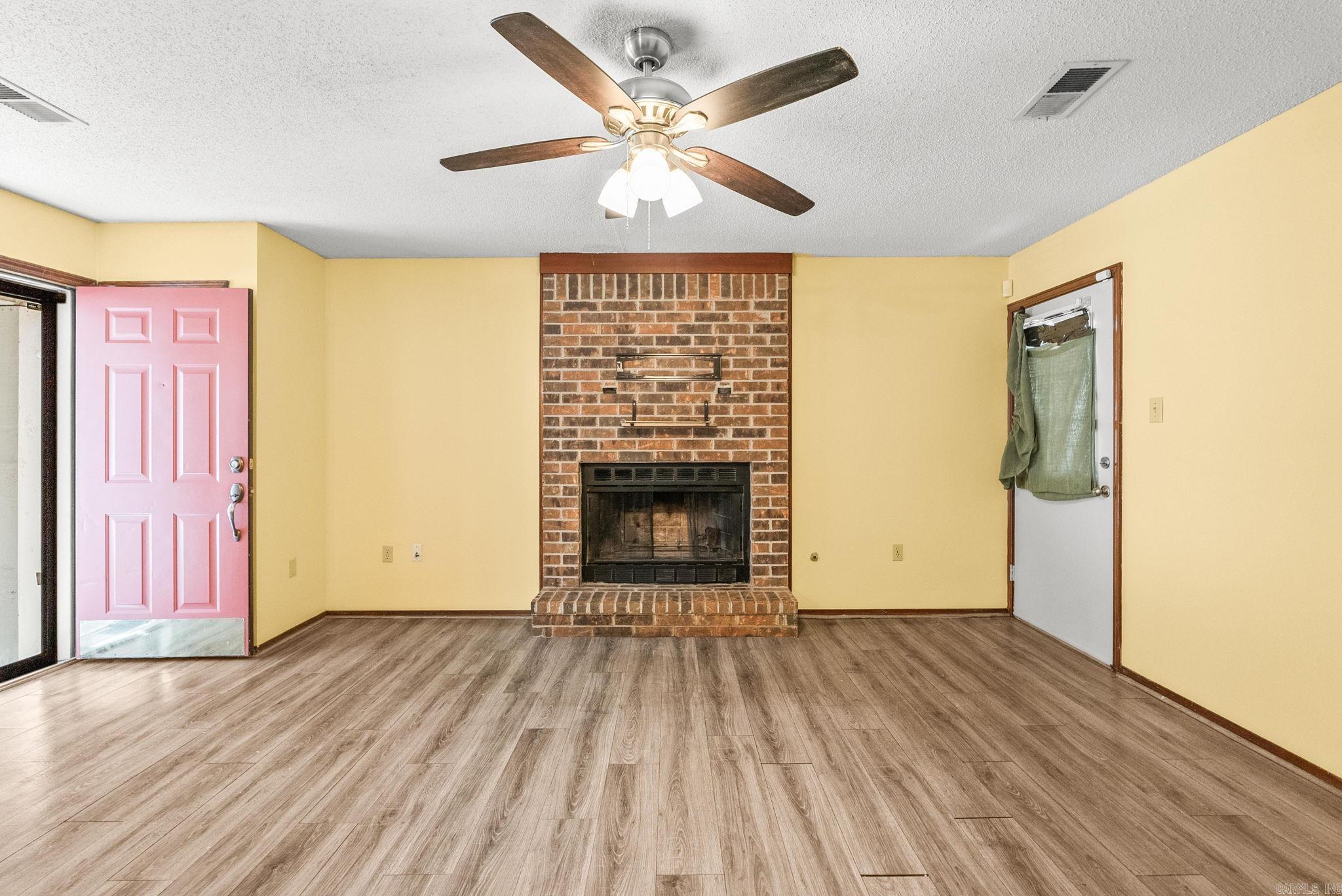 10 Pinto Point Property Photo 5