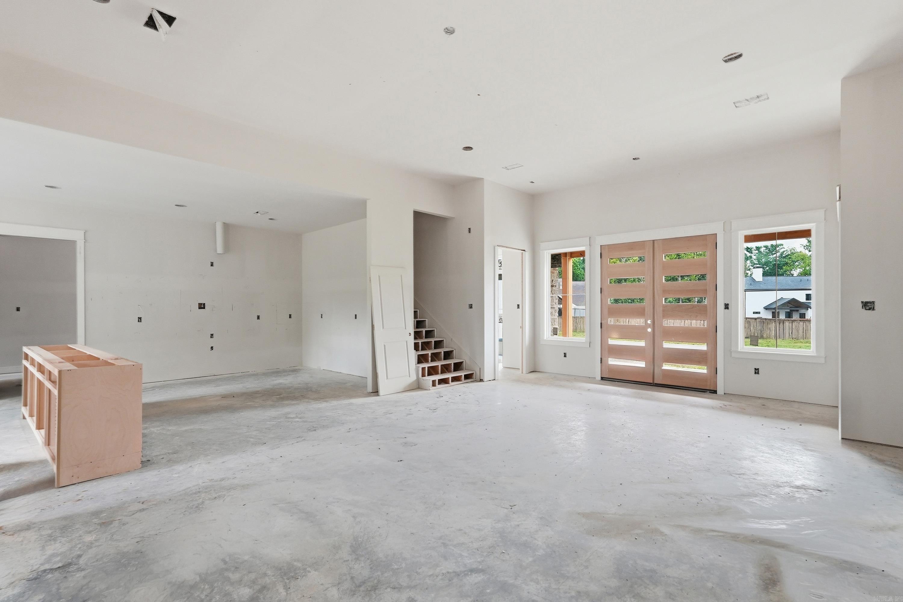 3340 Sylvia Springs Drive Property Photo 3