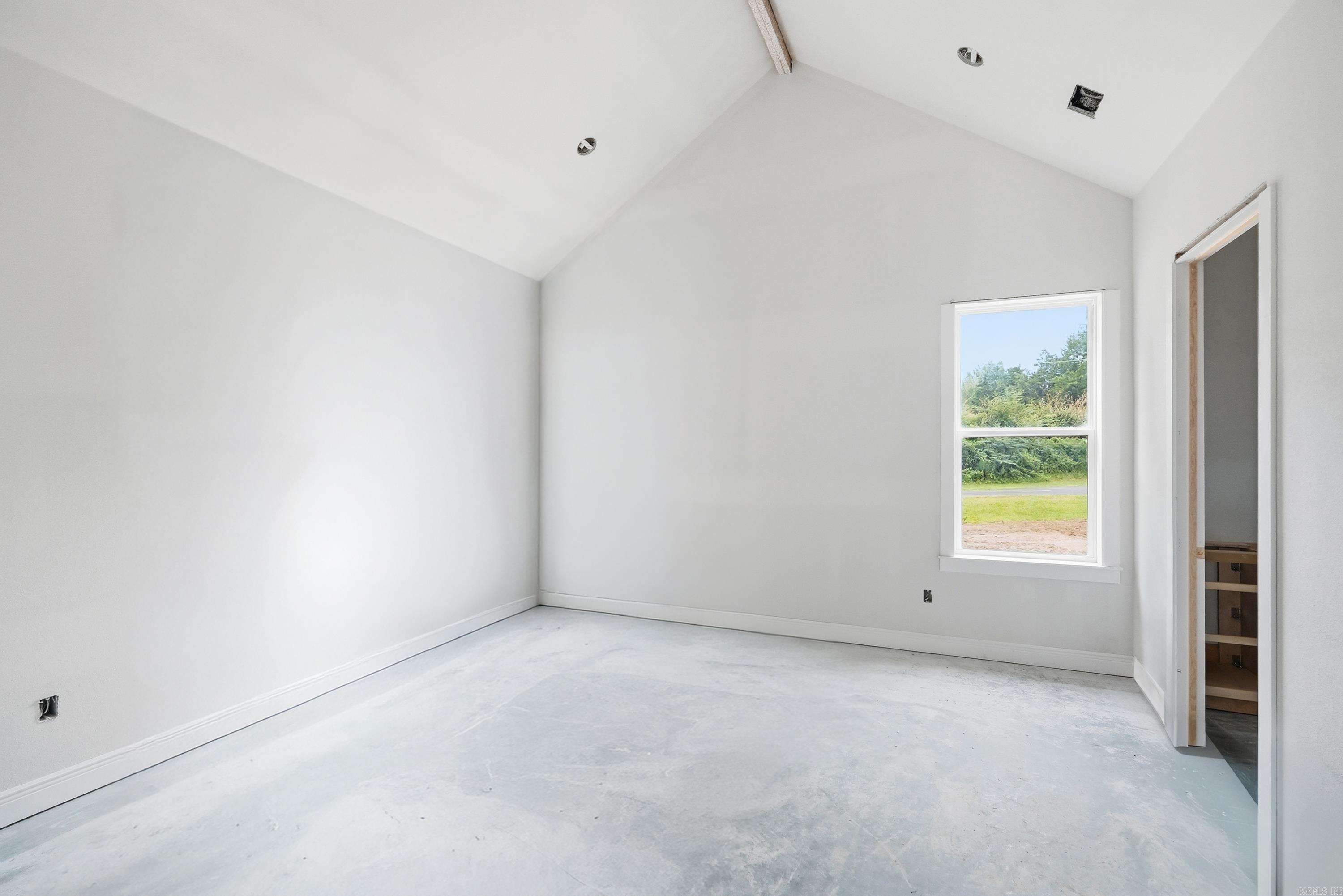 3340 Sylvia Springs Drive Property Photo 5