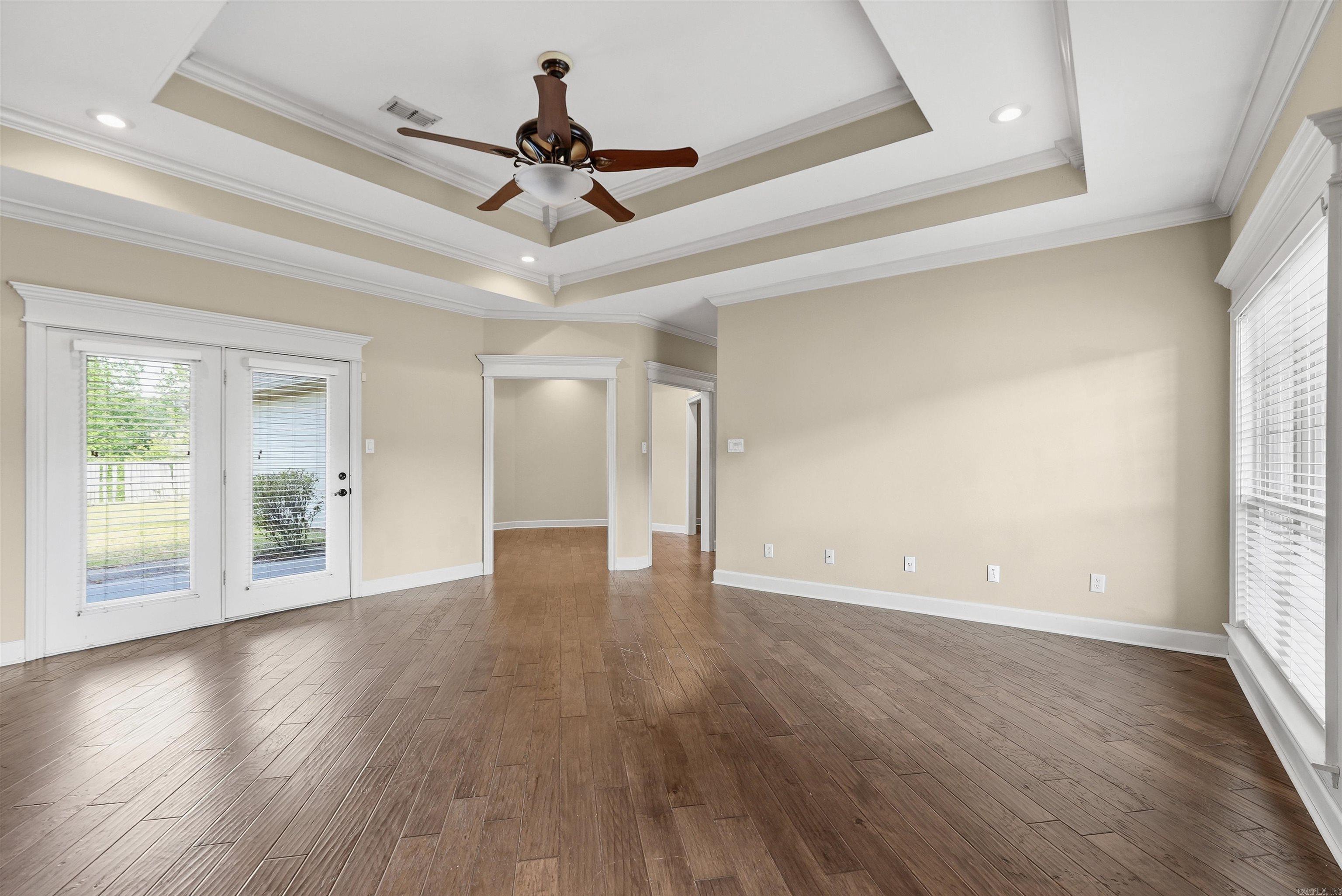 113 Valderrama Drive Property Photo 8