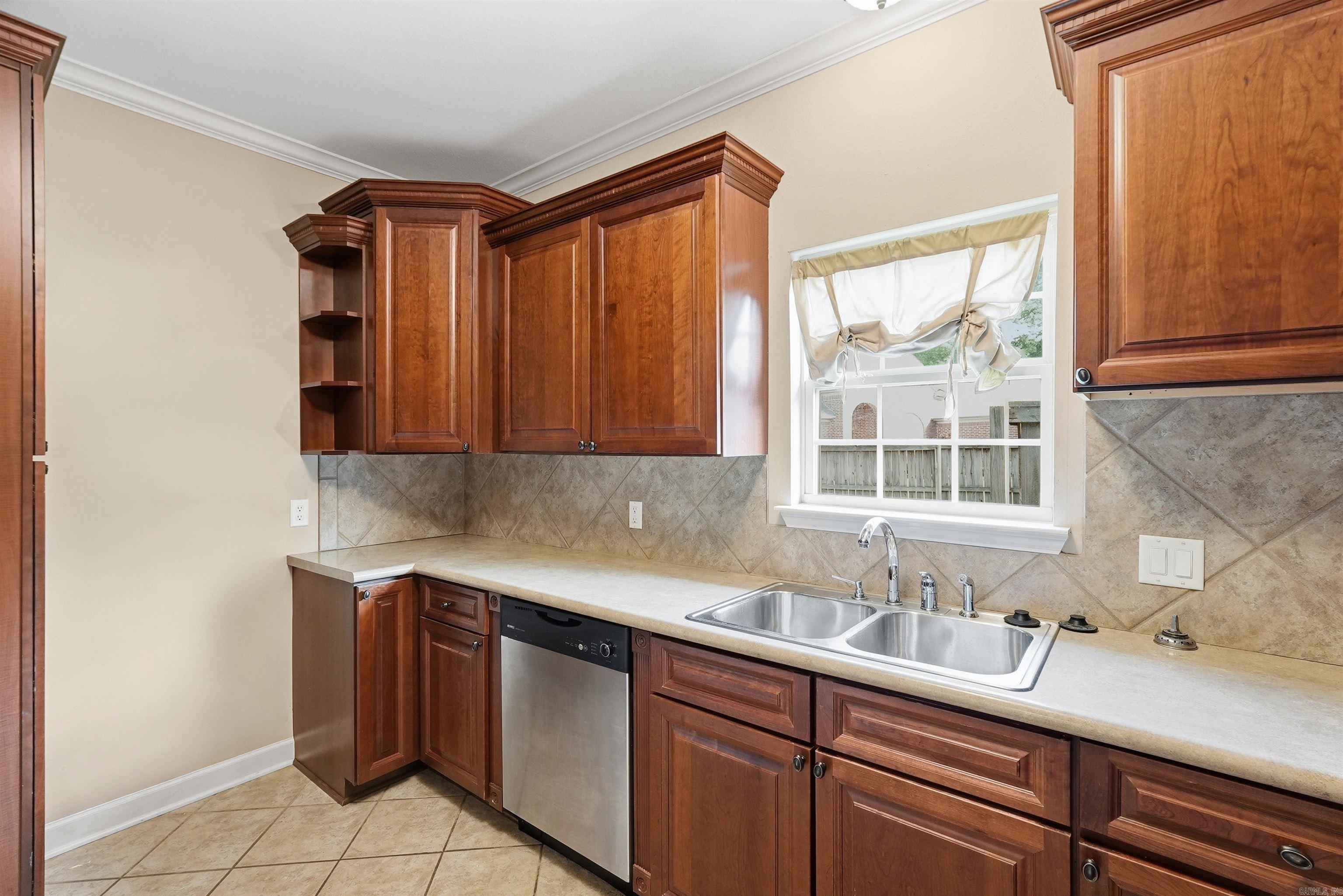 113 Valderrama Drive Property Photo 11