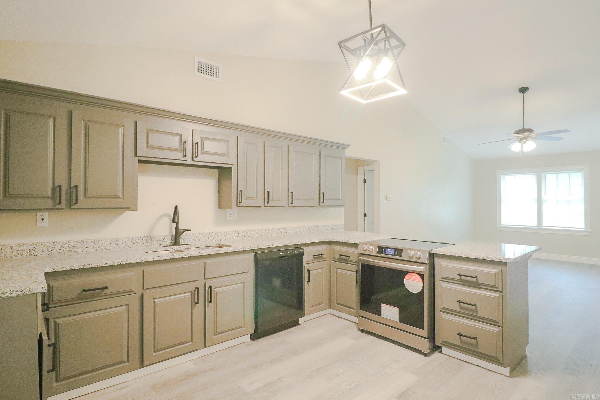 200 County Road 772 Property Photo 14