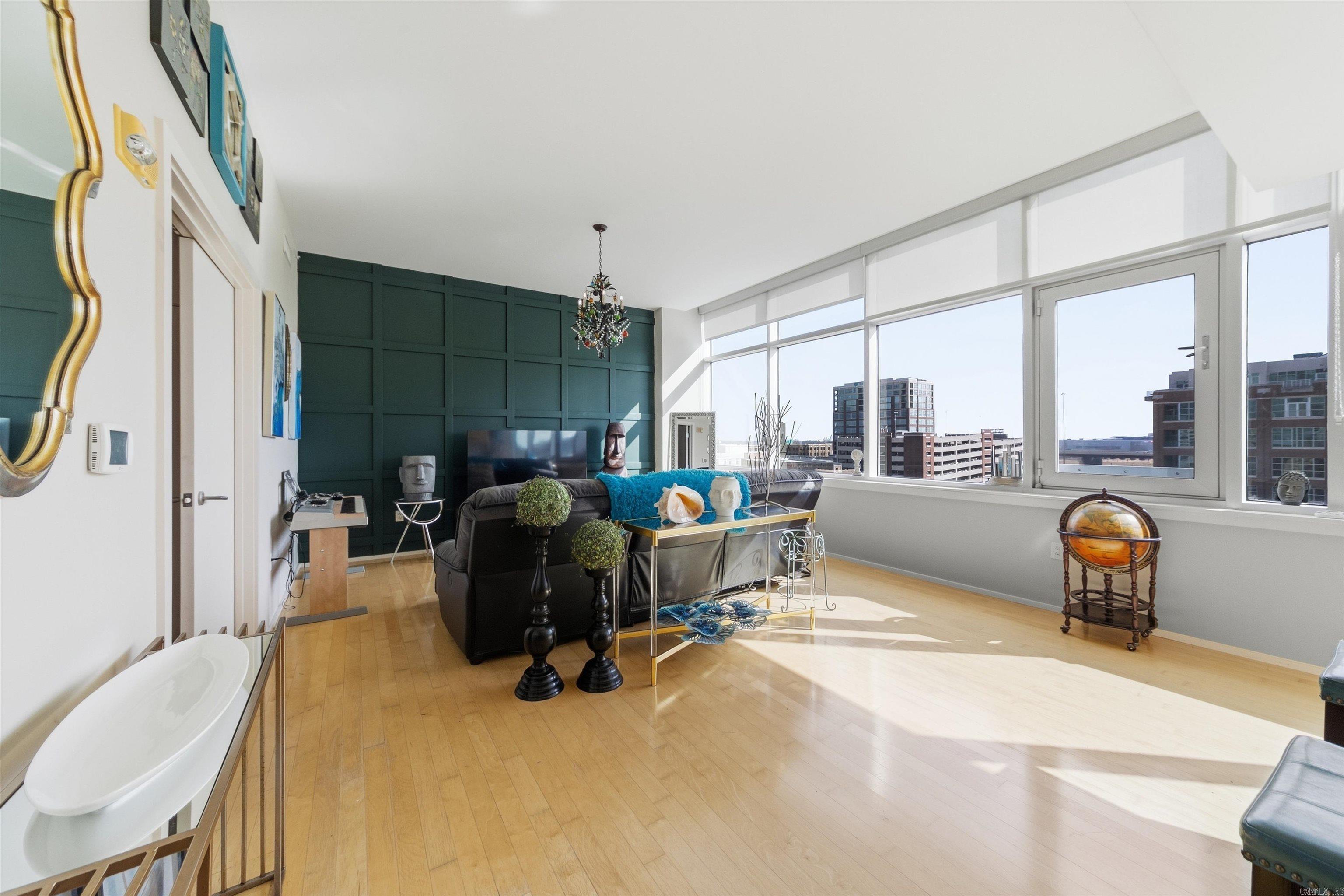 300 E 3rd Street #606 Property Photo 5