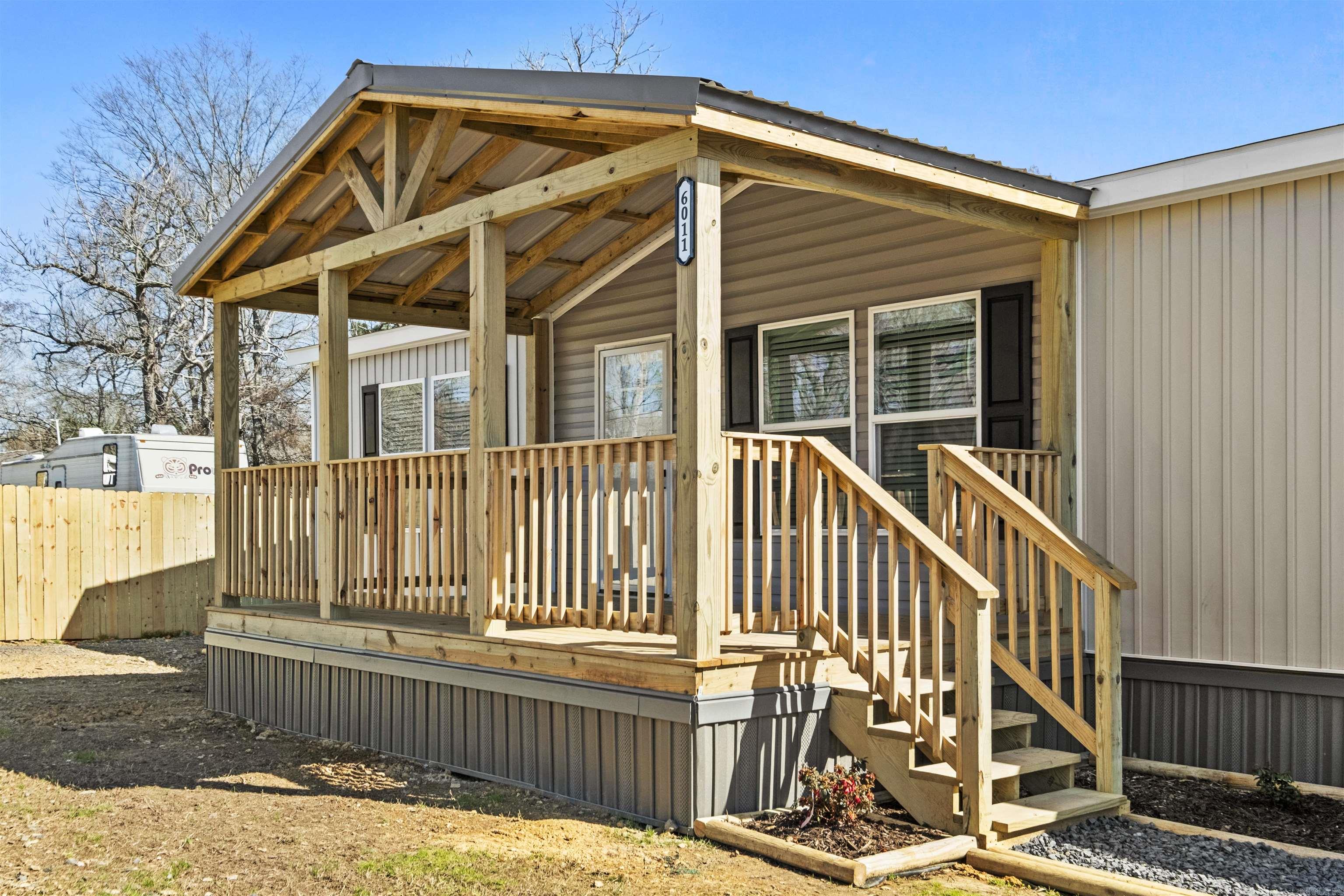 6011 Jacksonville Conway Rd. Property Photo 1