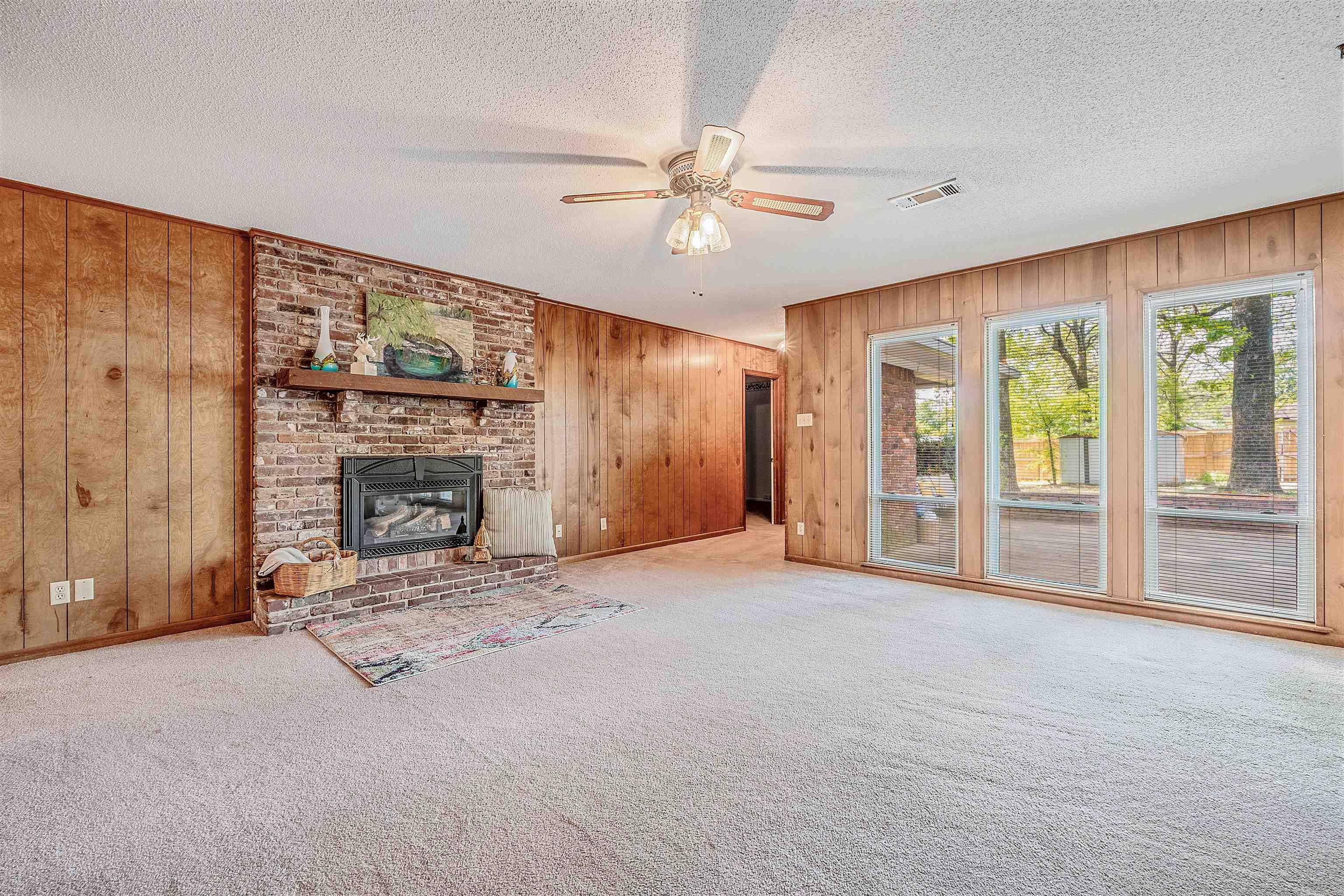 7205 Sequoyah Lane Property Photo 4