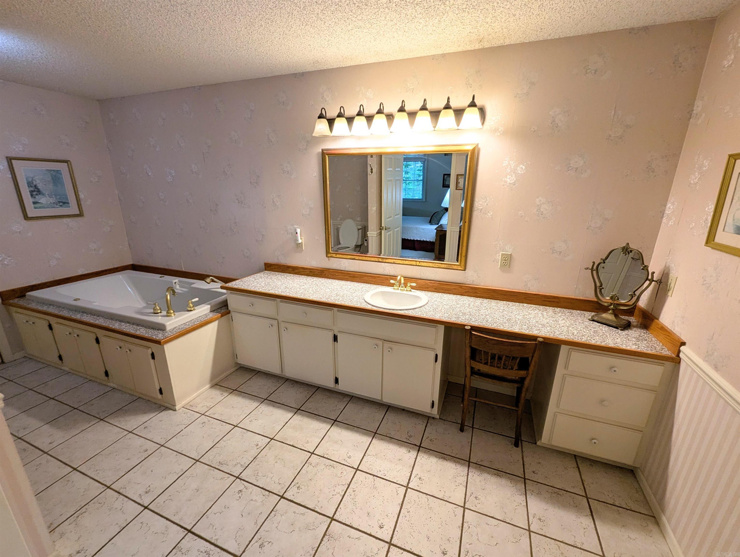 1203 Akers Road Property Photo 14