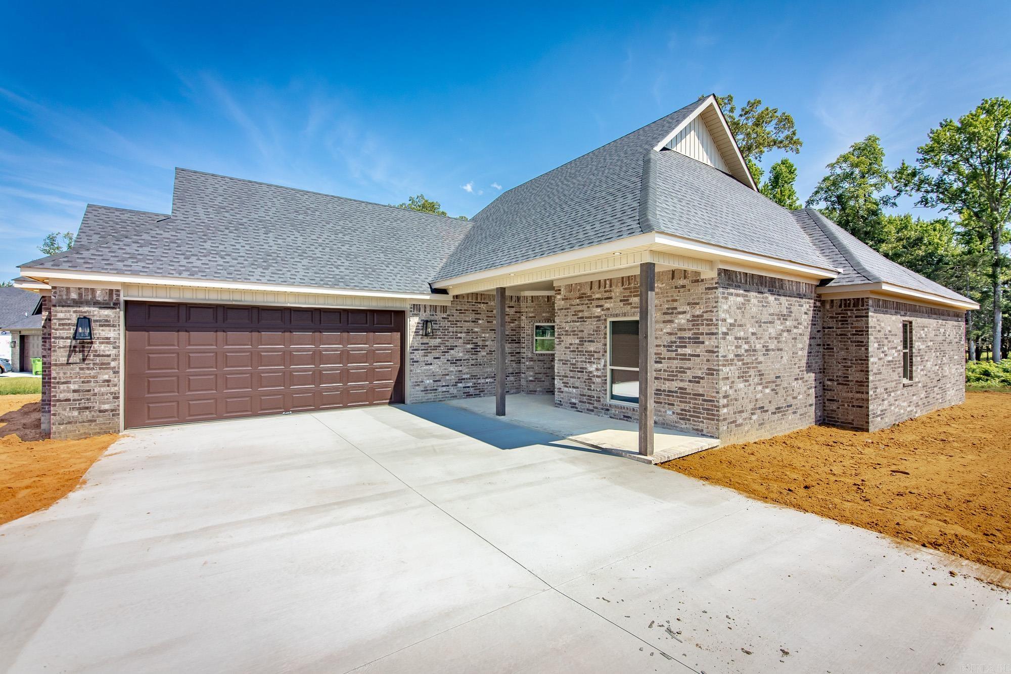 100 Michael Drive Property Photo 4