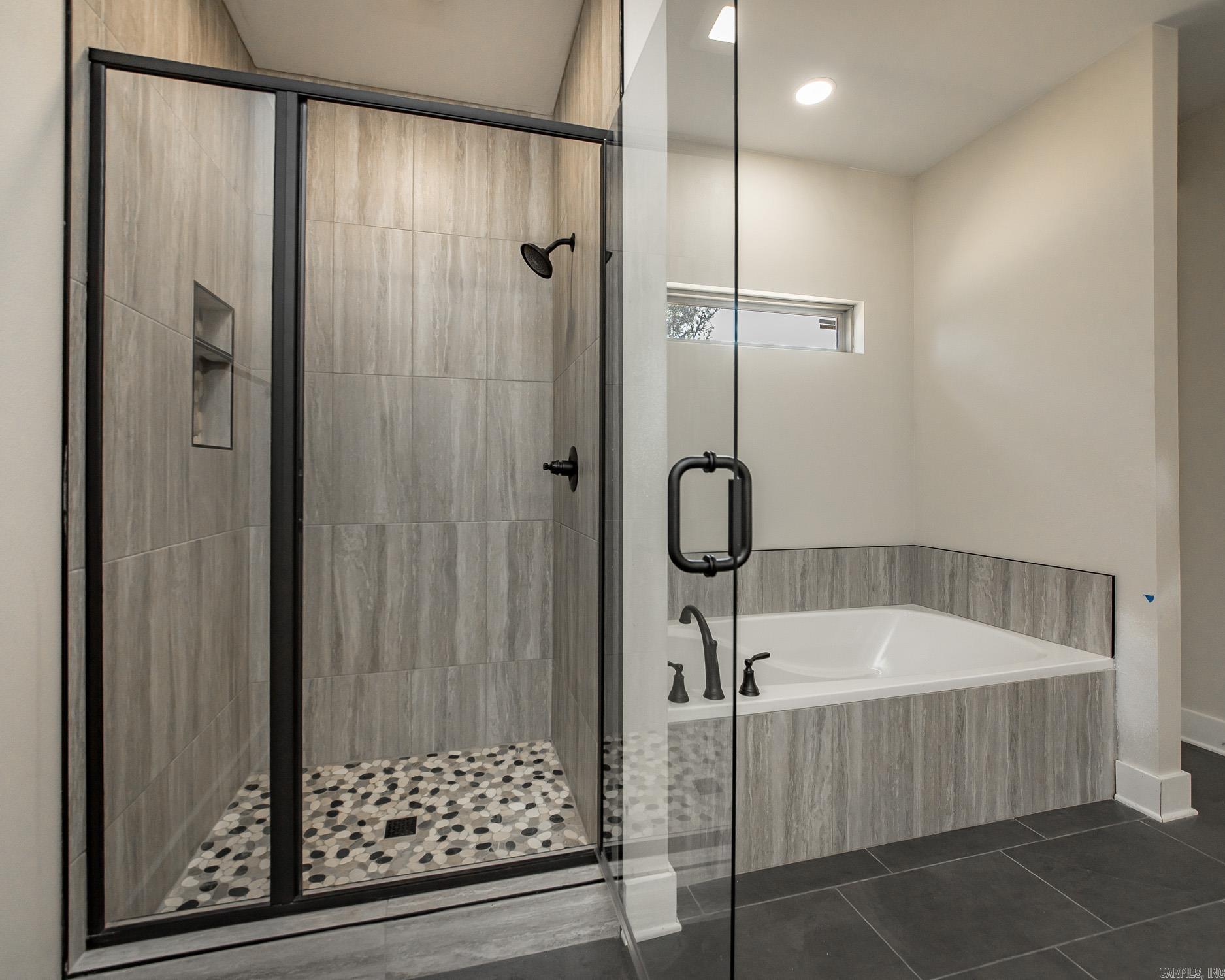 100 Michael Drive Property Photo 14