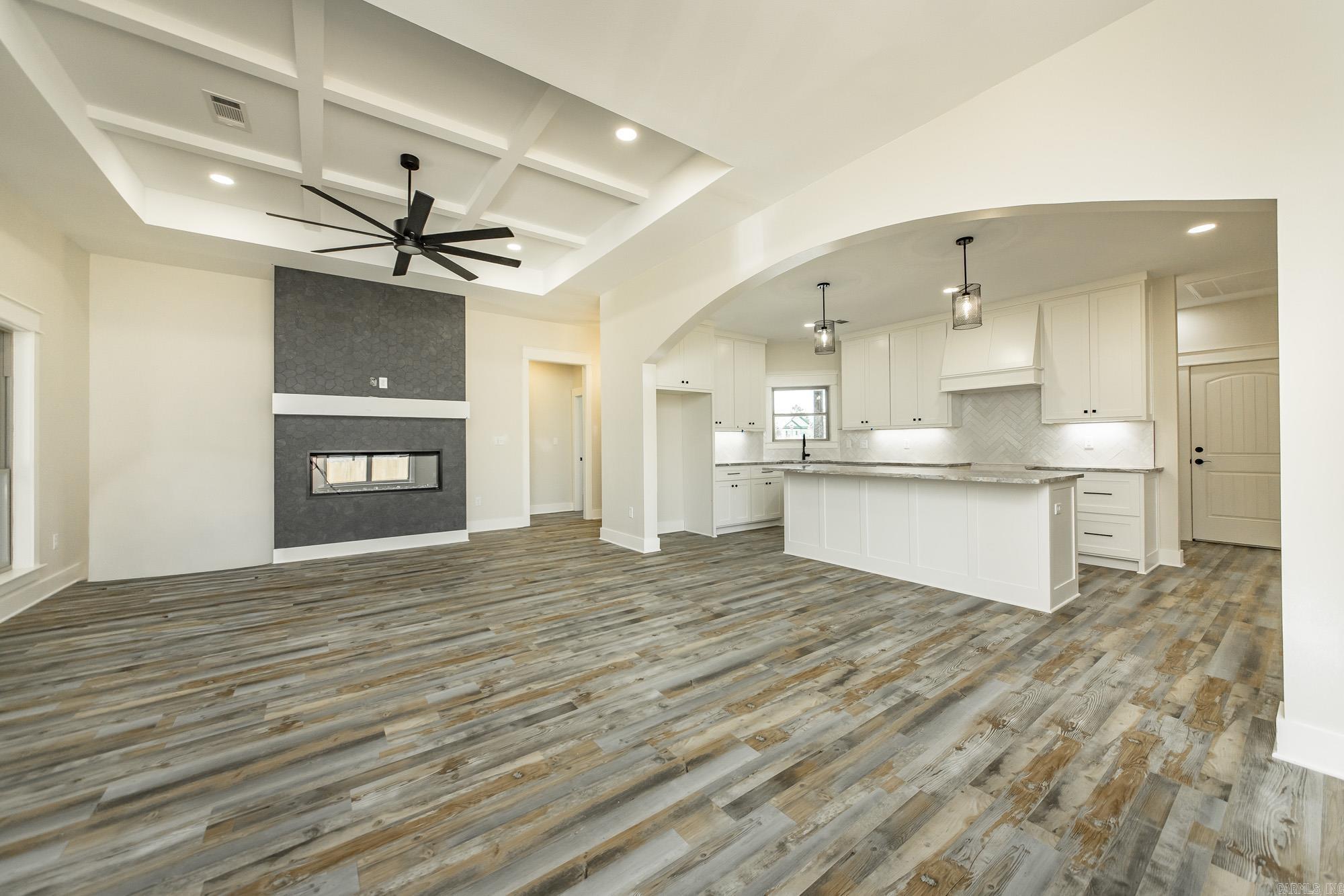 100 Michael Drive Property Photo 16