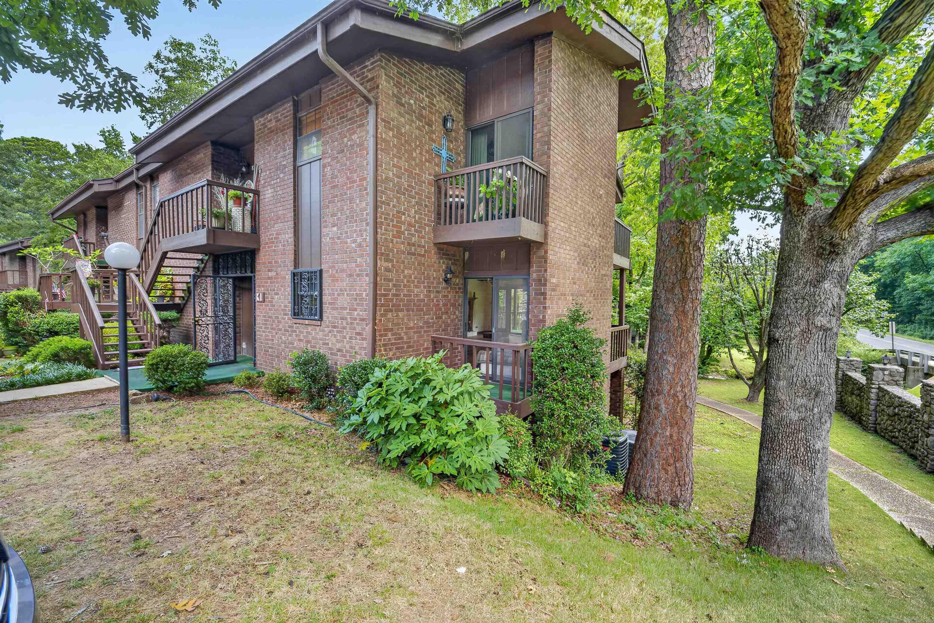 2315 Lakeshore Dr K-1 Property Photo 1