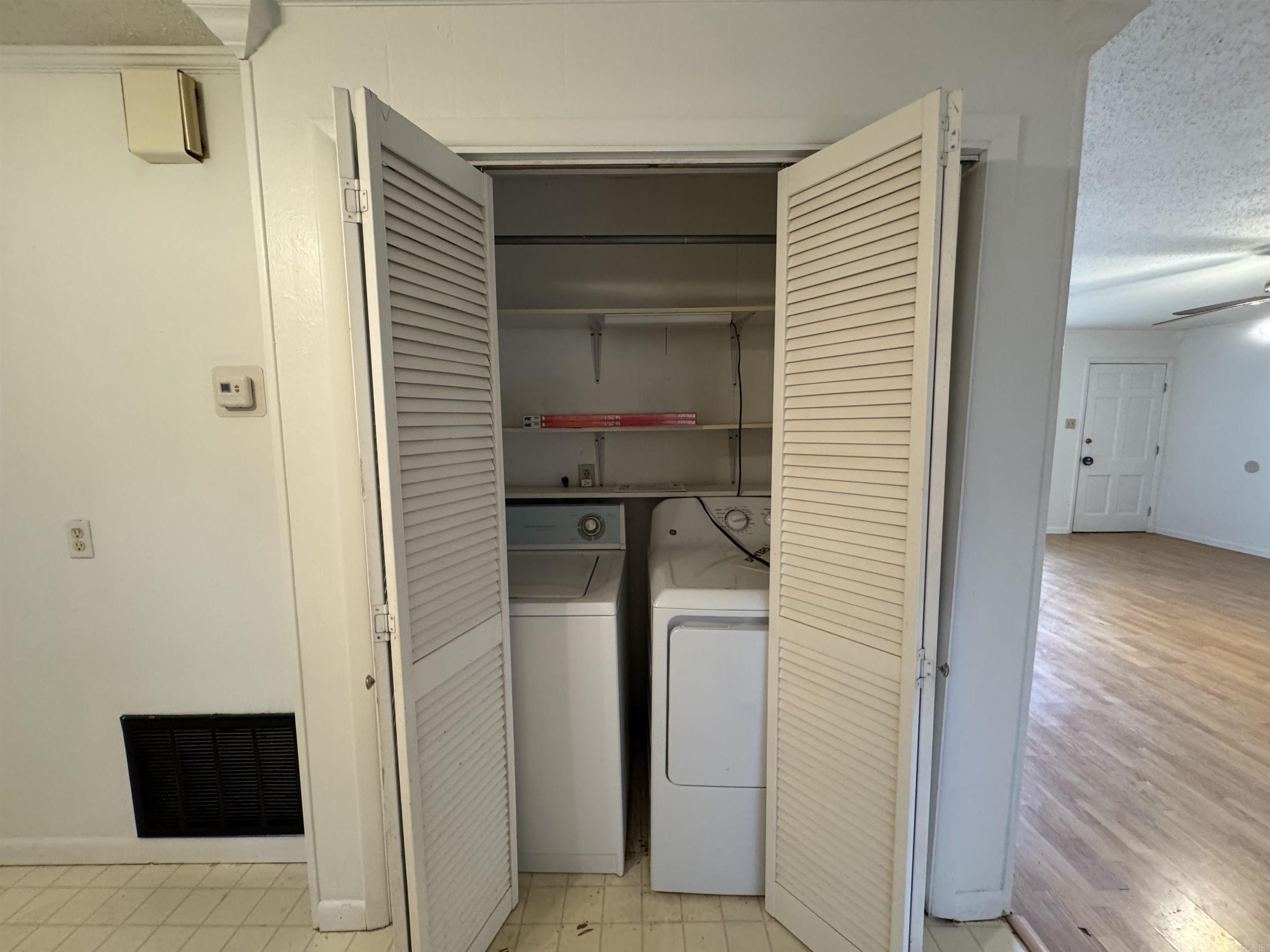 1208 Crest Road Property Photo 11