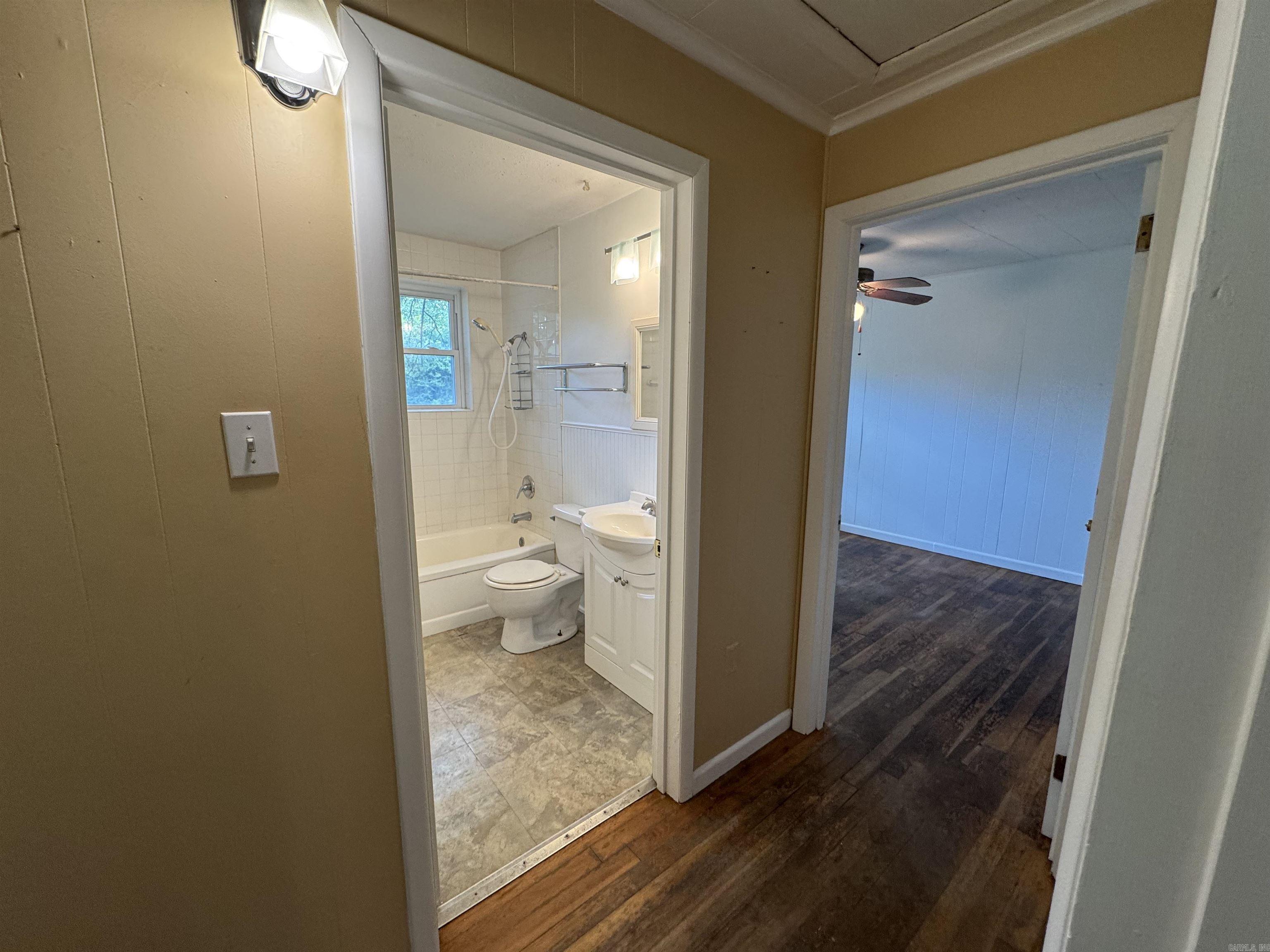 1208 Crest Road Property Photo 17