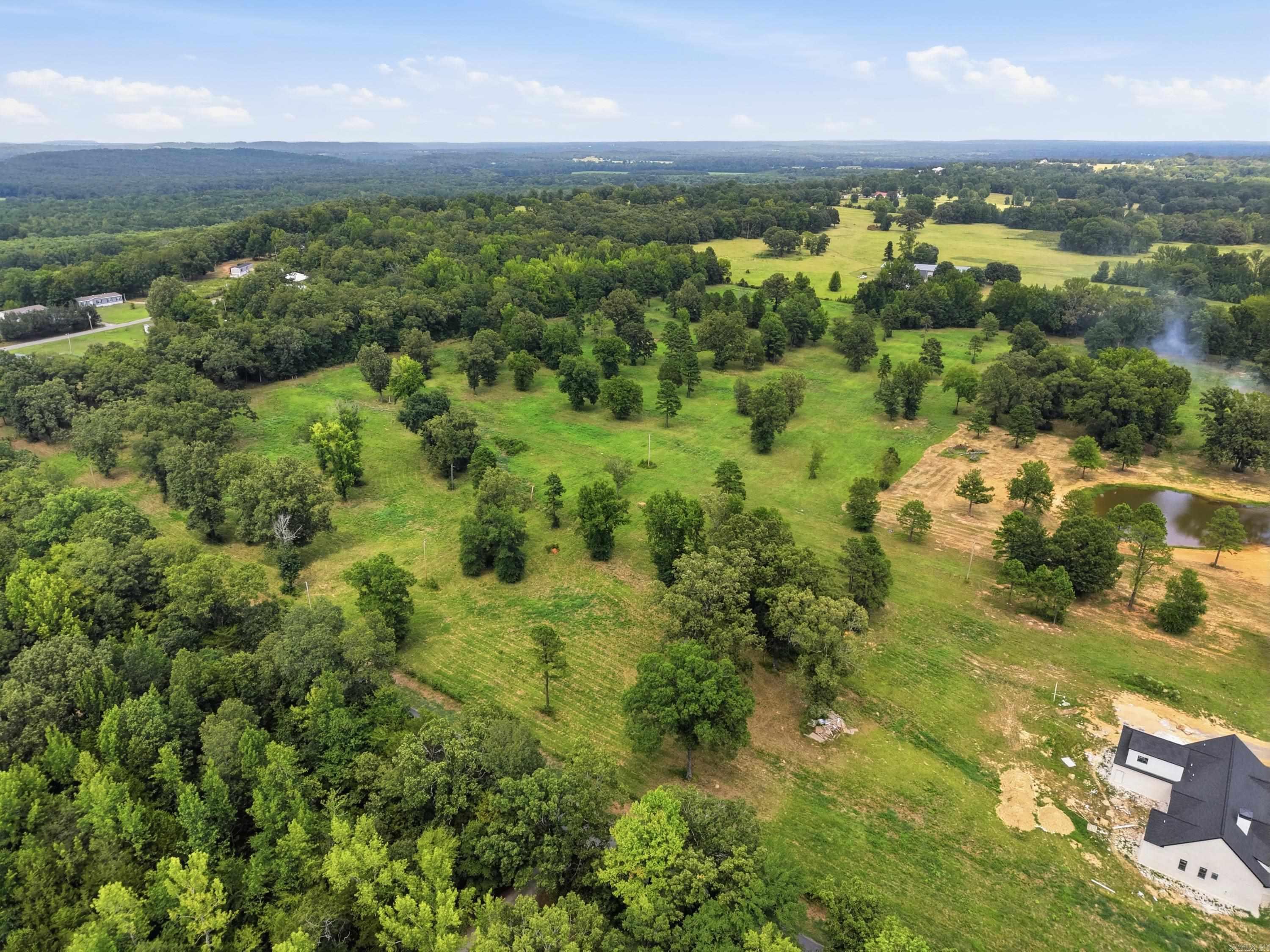 00 Ridgefield Cove Property Photo 2