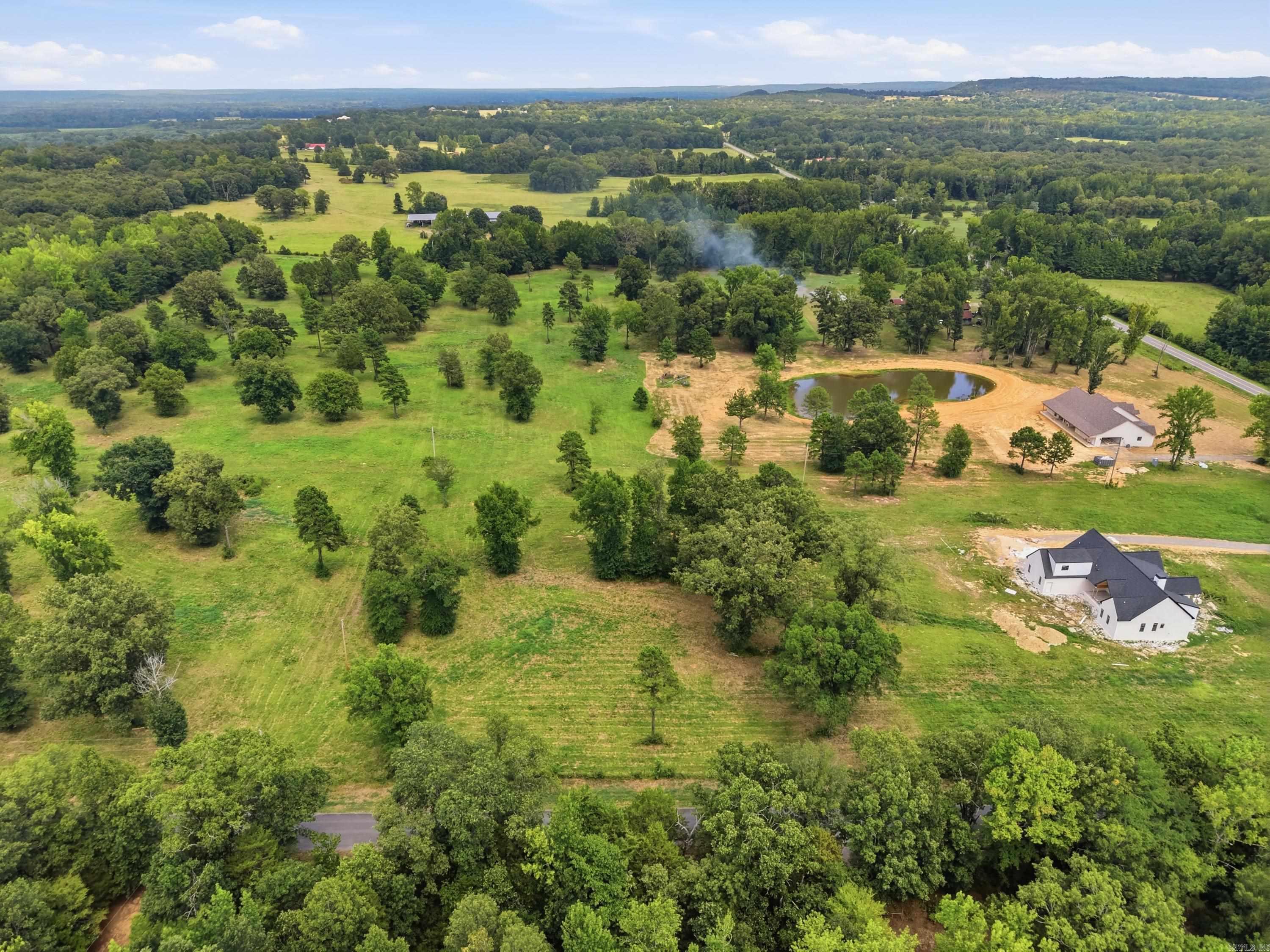 00 Ridgefield Cove Property Photo 3