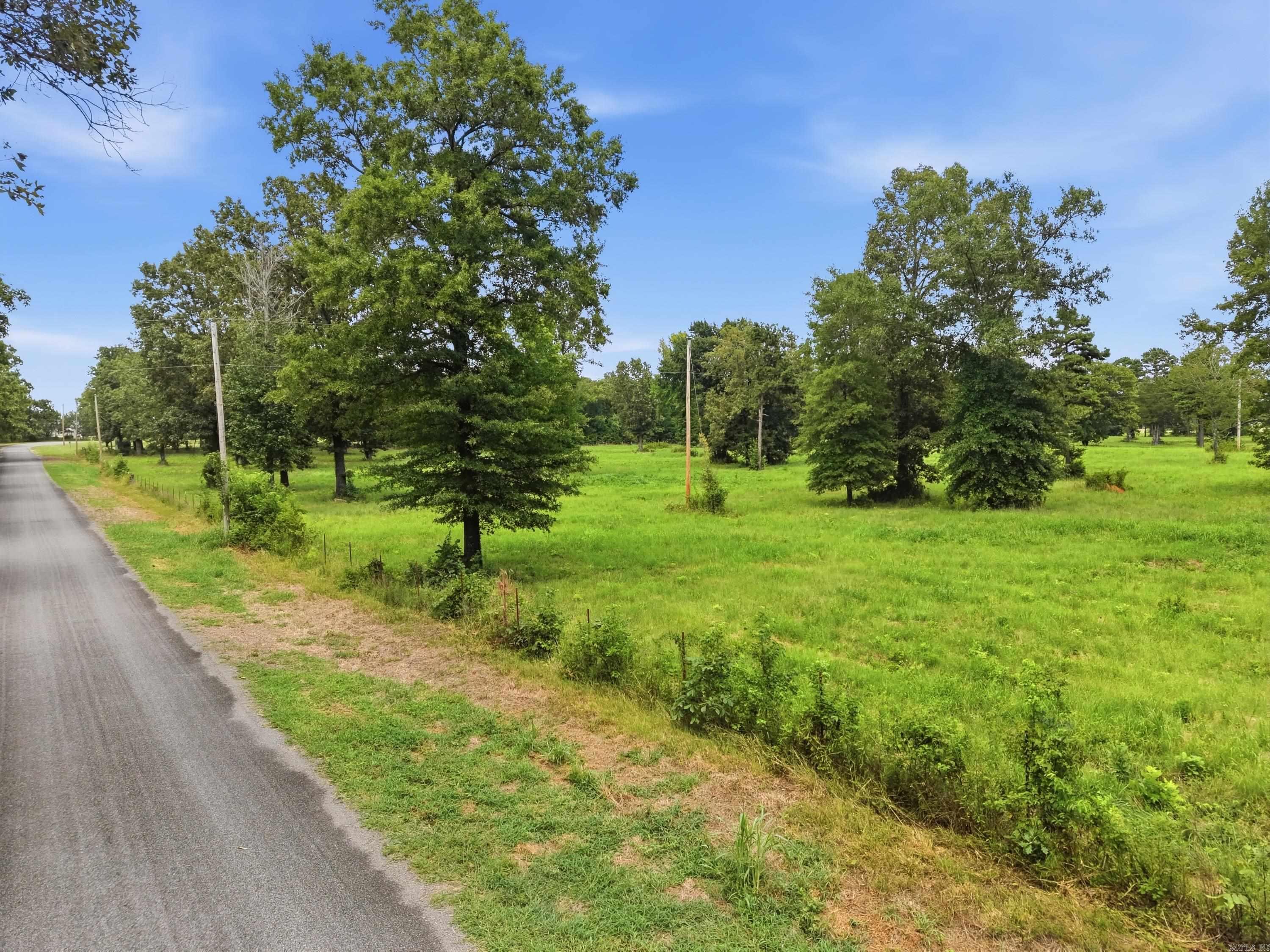 00 Ridgefield Cove Property Photo 17
