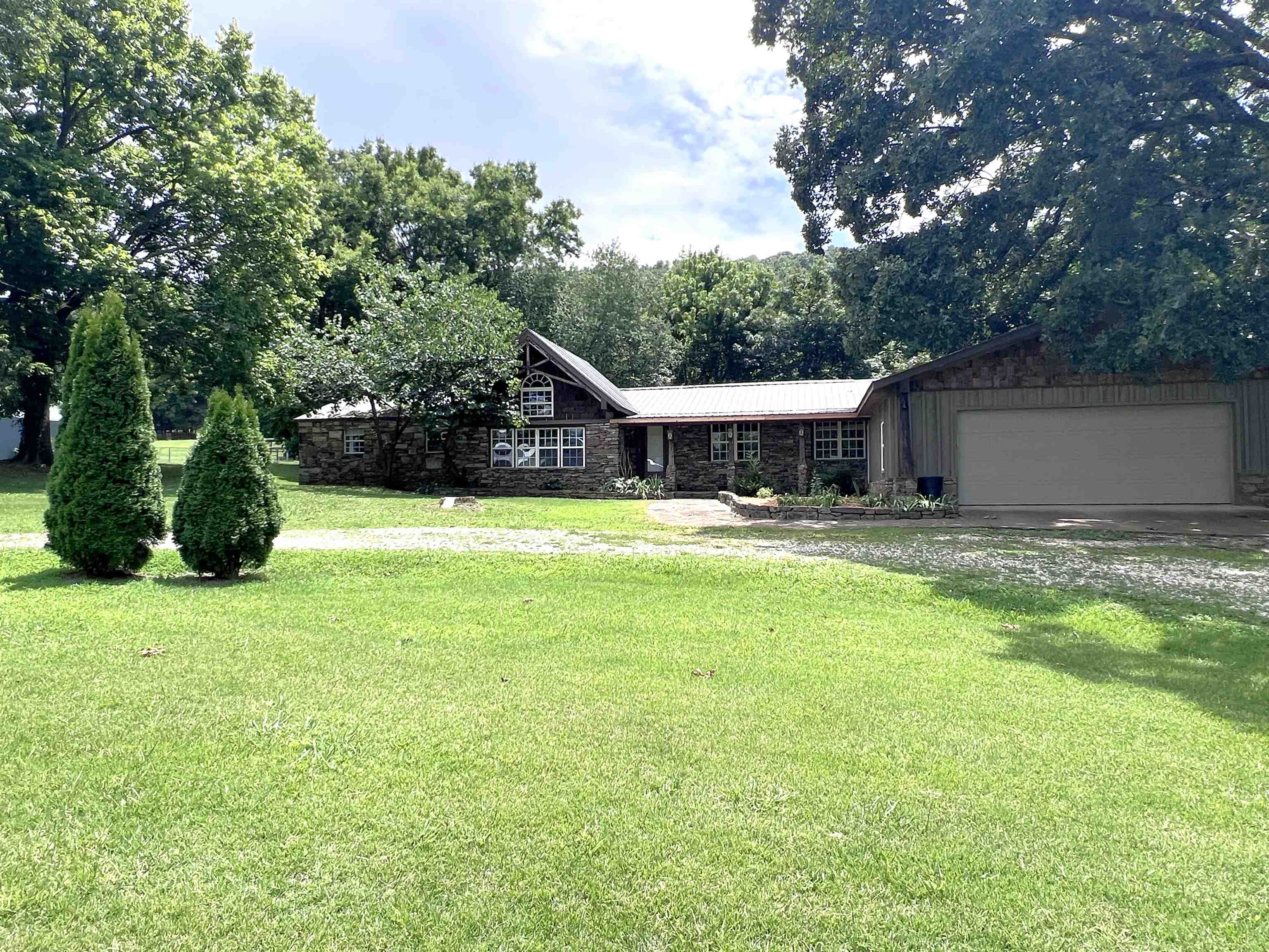 17369 Hwy 66 Property Photo 1