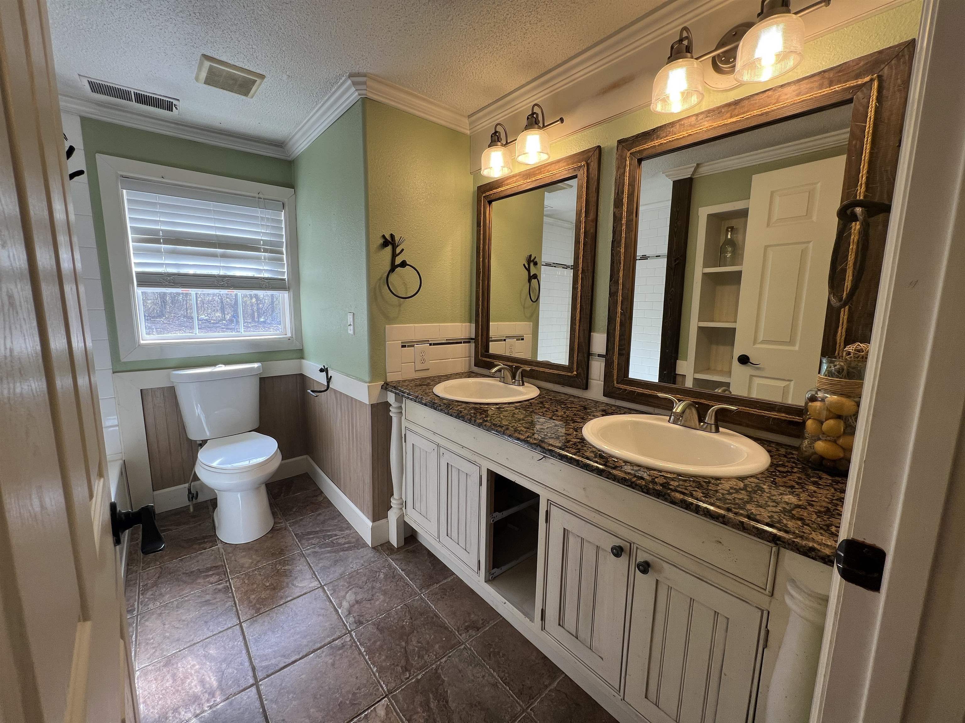 17369 Hwy 66 Property Photo 16