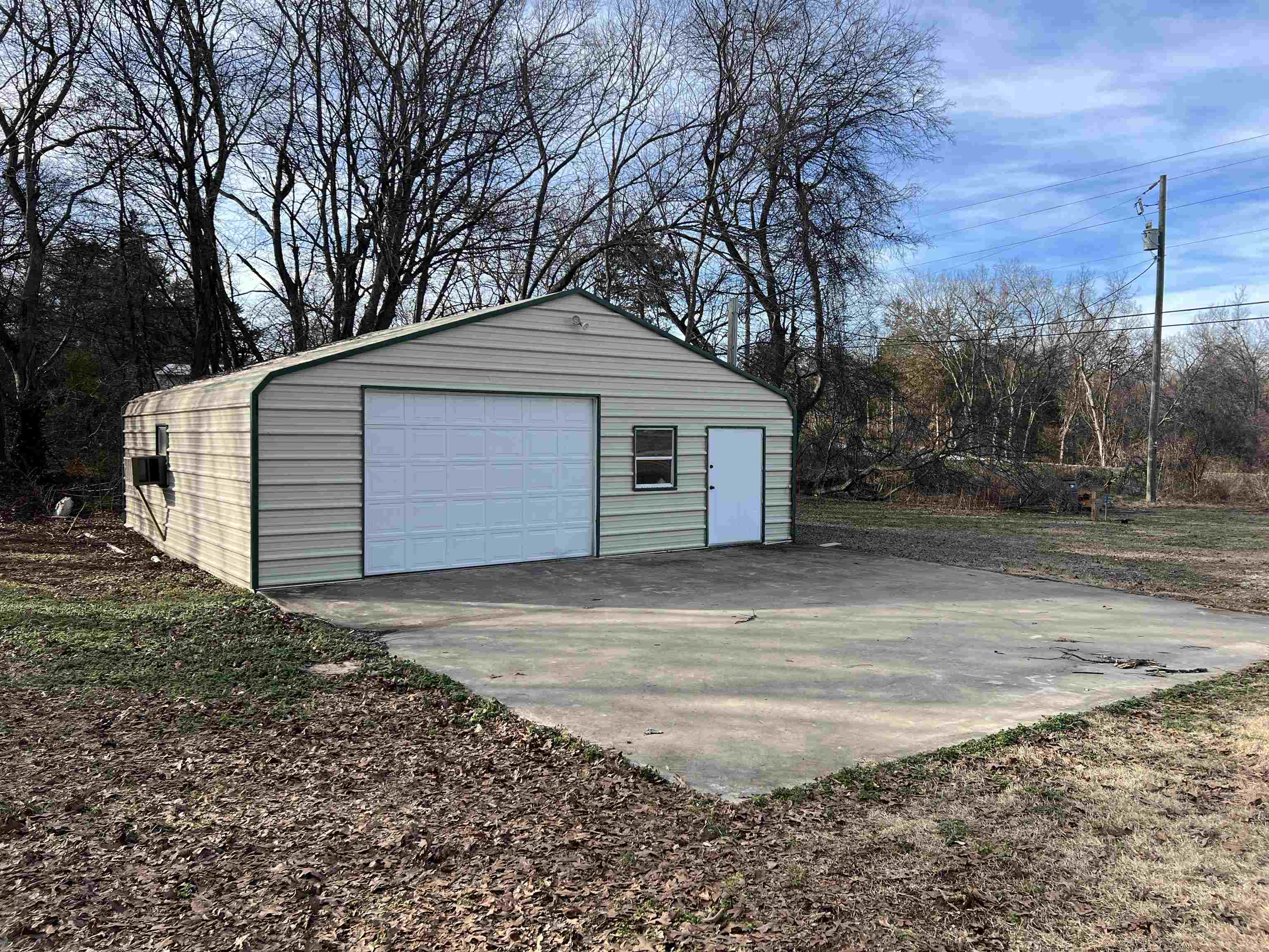 17369 Hwy 66 Property Photo 34