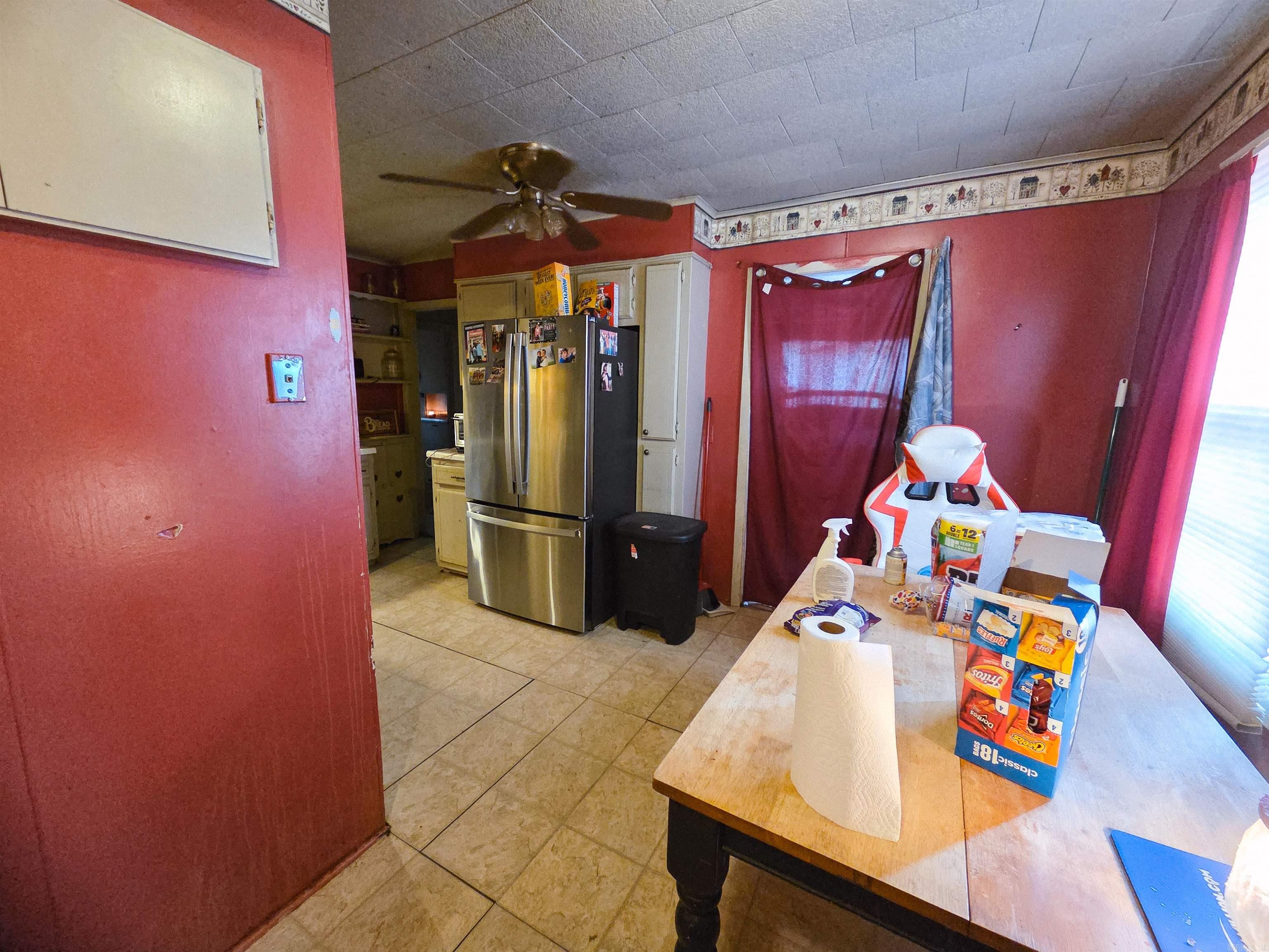 517 Washington St Property Photo 6
