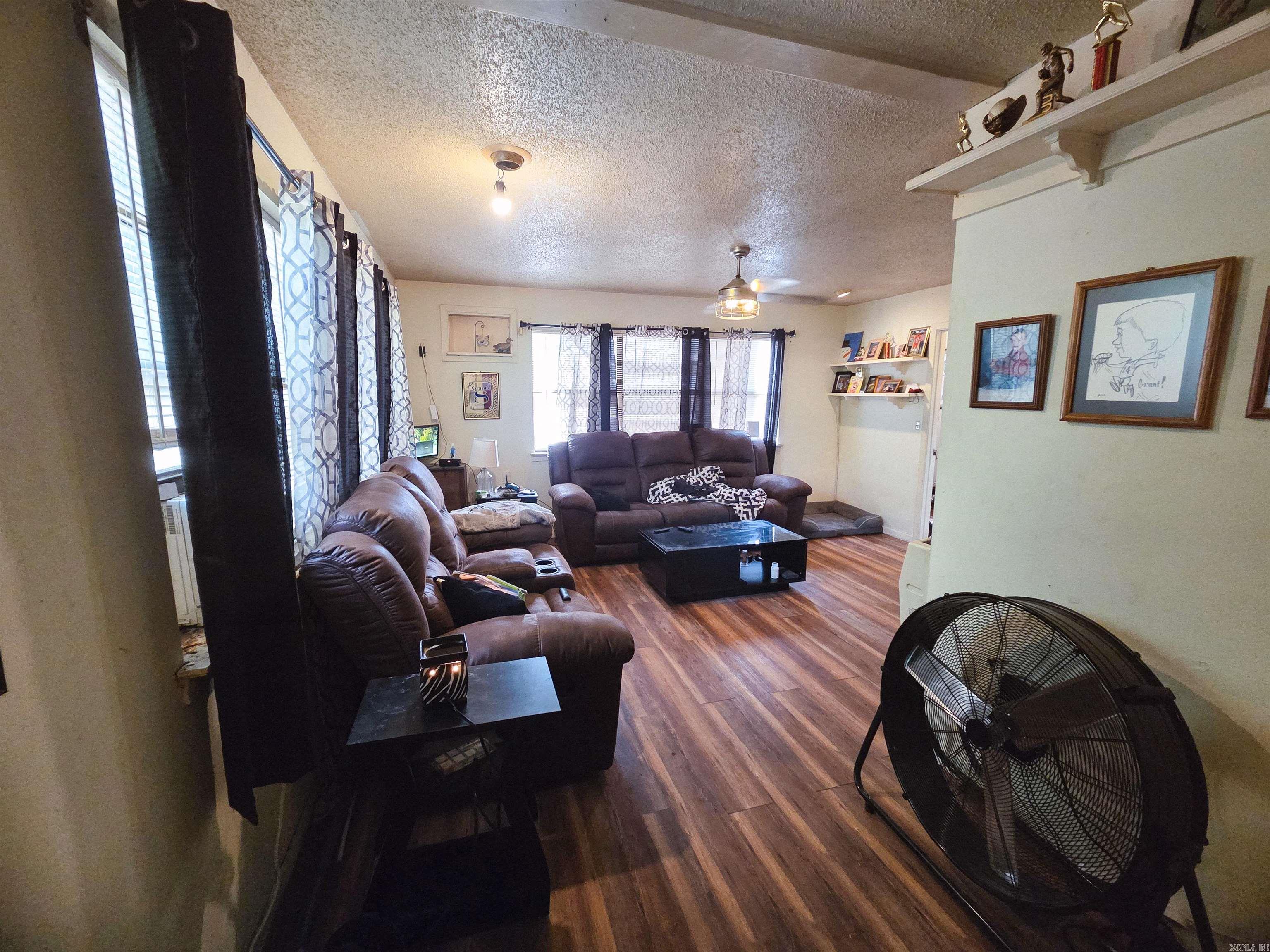 517 Washington St Property Photo 12