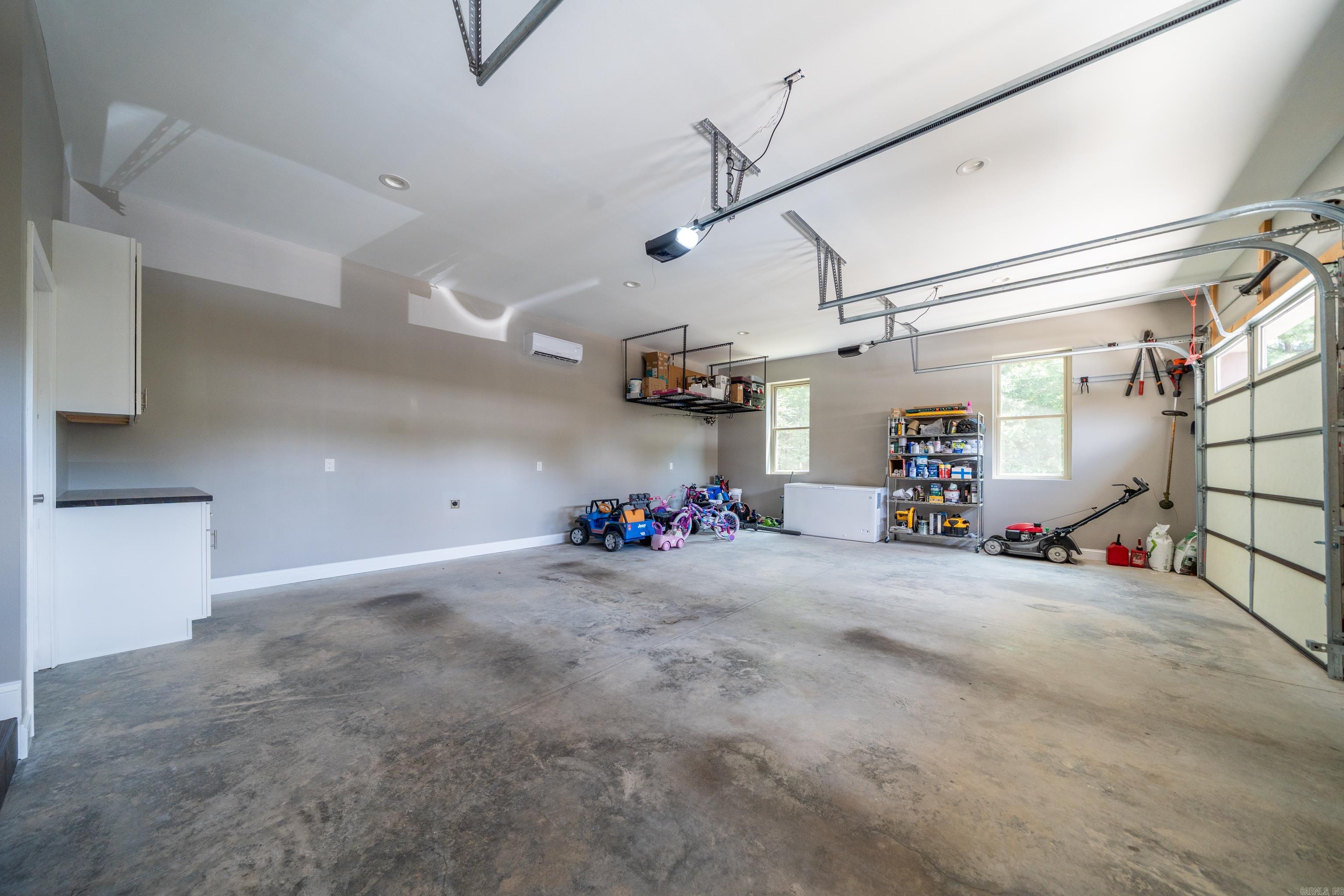324 Coachlight Road Property Photo 41