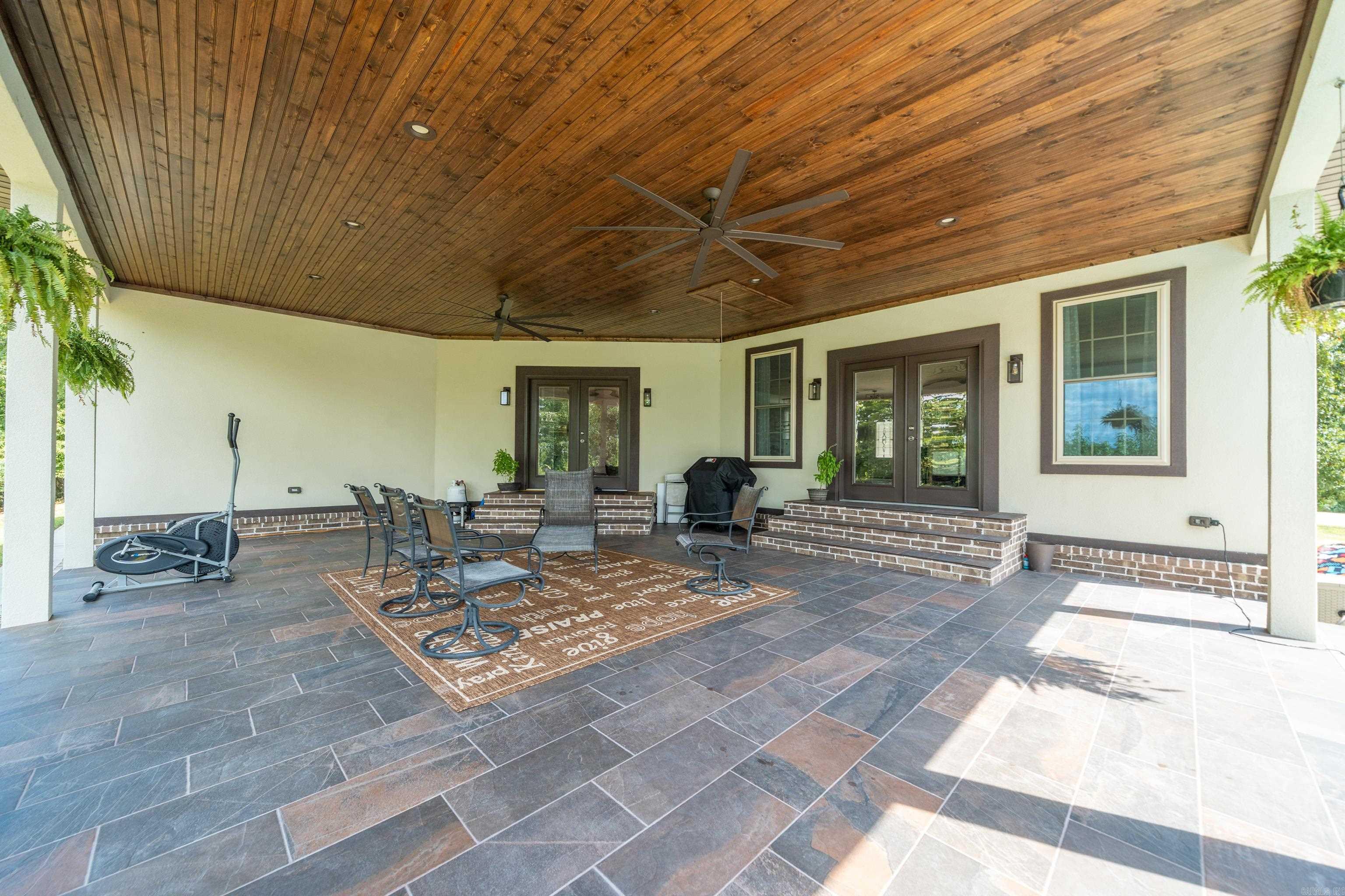 324 Coachlight Road Property Photo 45
