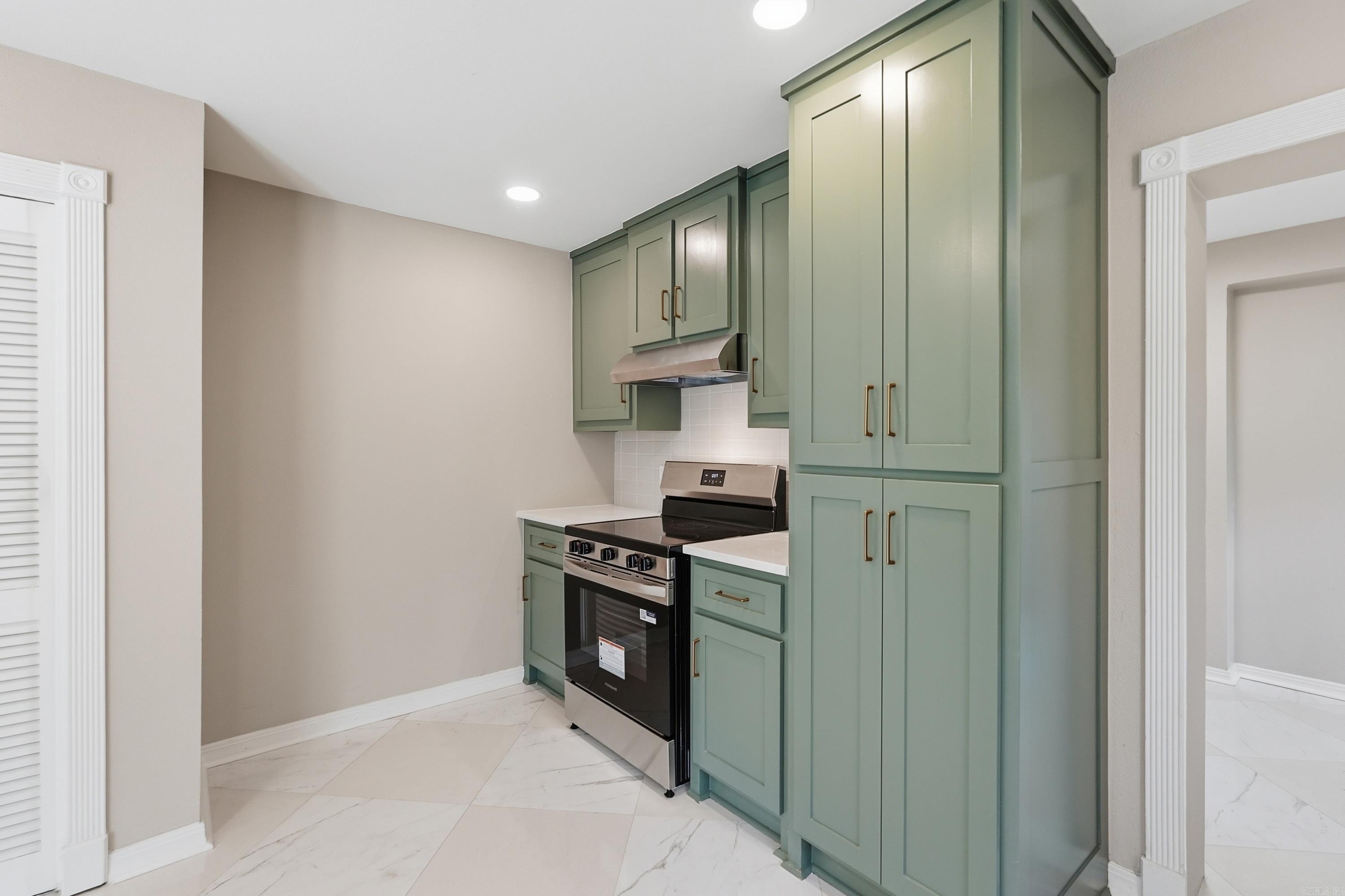 1 Van Lee Drive Property Photo 18