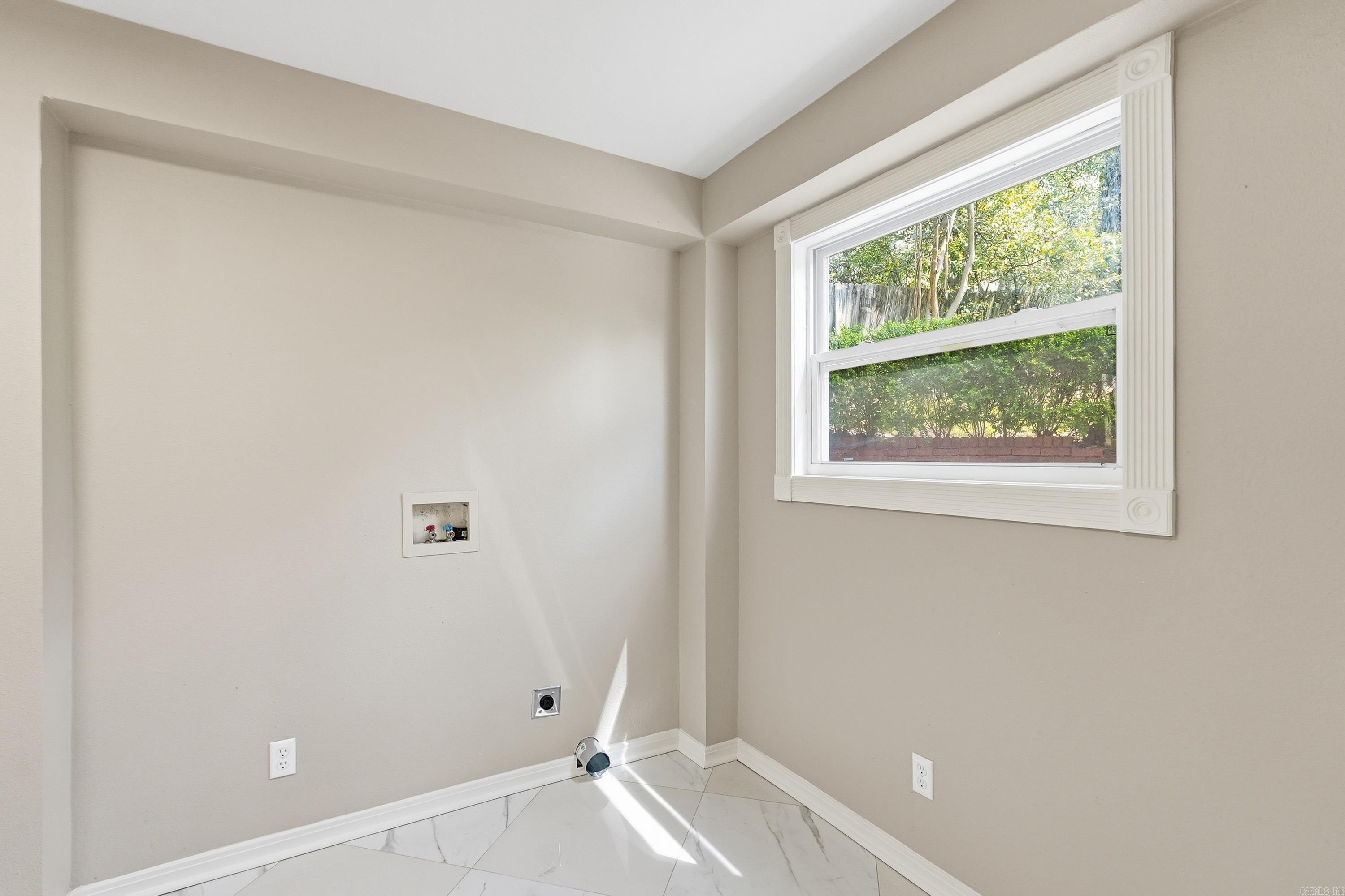 1 Van Lee Drive Property Photo 21