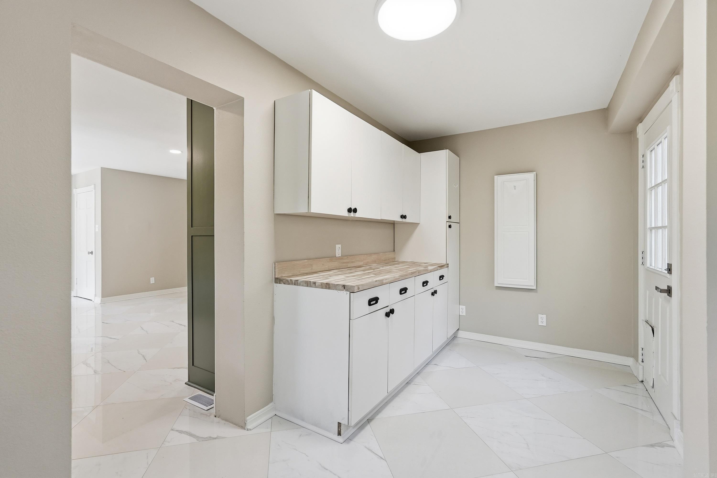 1 Van Lee Drive Property Photo 22