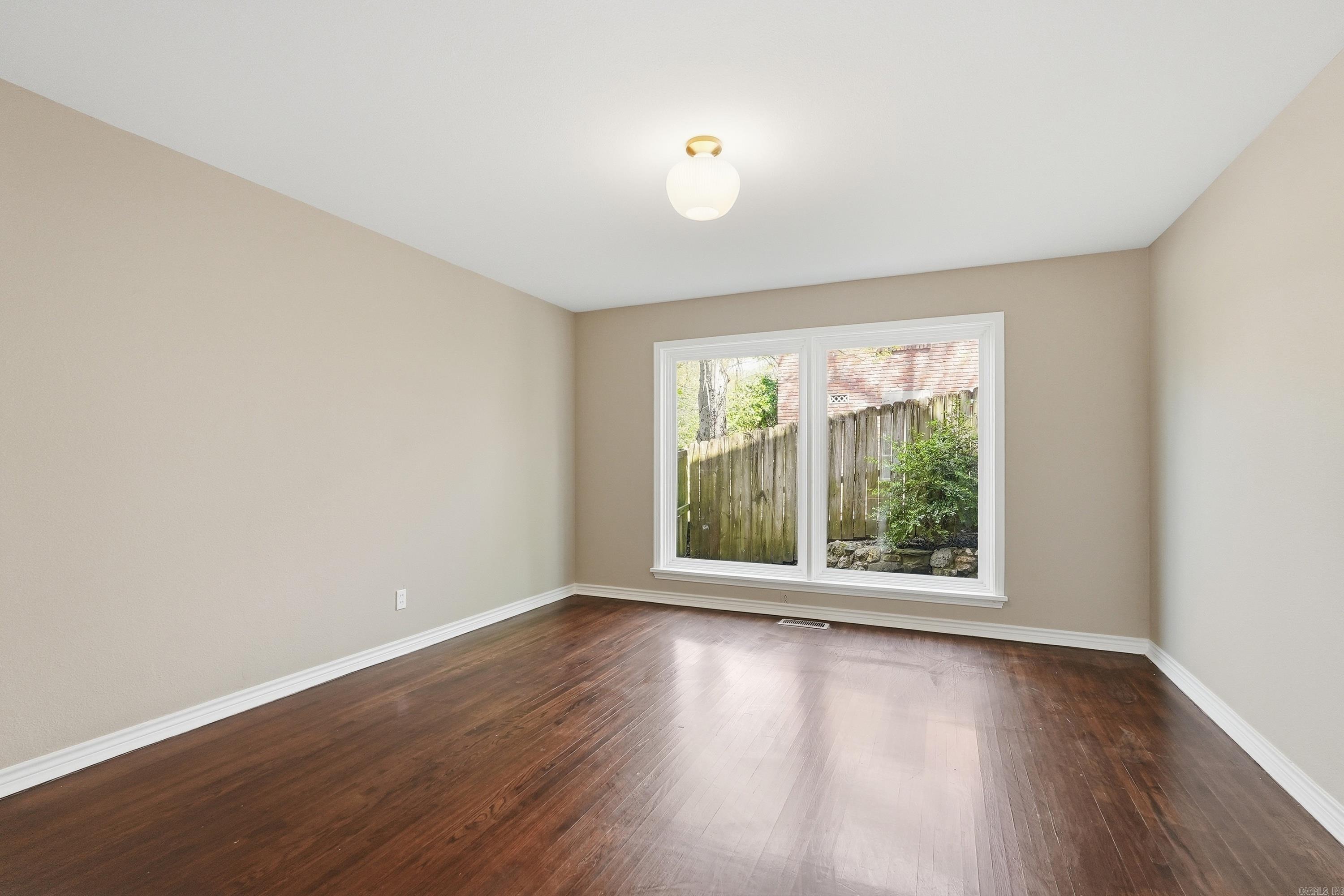 1 Van Lee Drive Property Photo 24