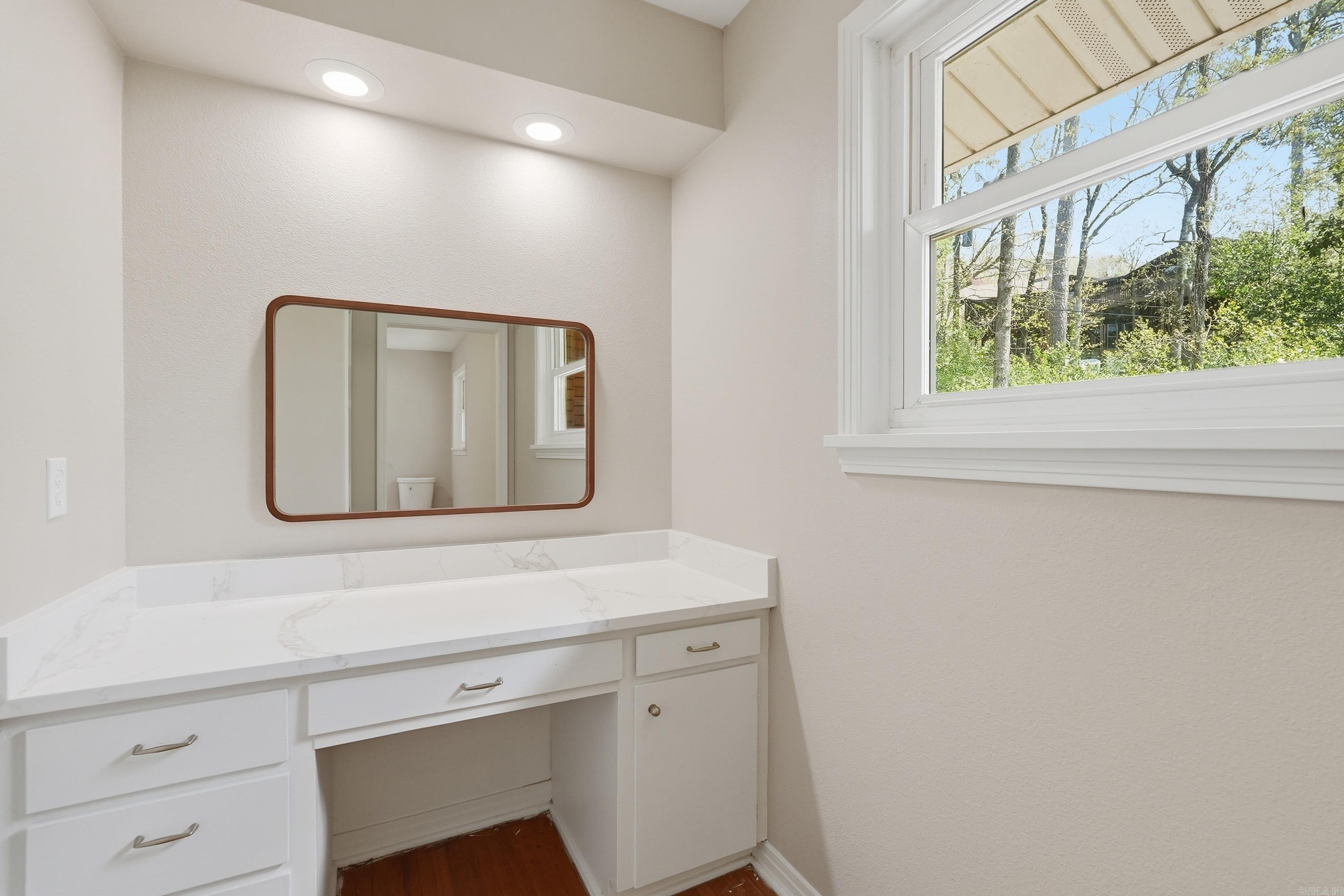 1 Van Lee Drive Property Photo 32