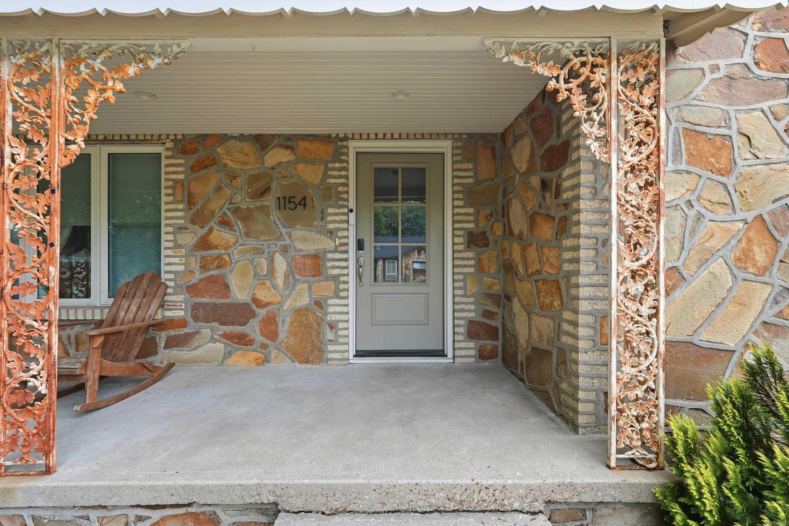 1154 Donaghey Property Photo 4