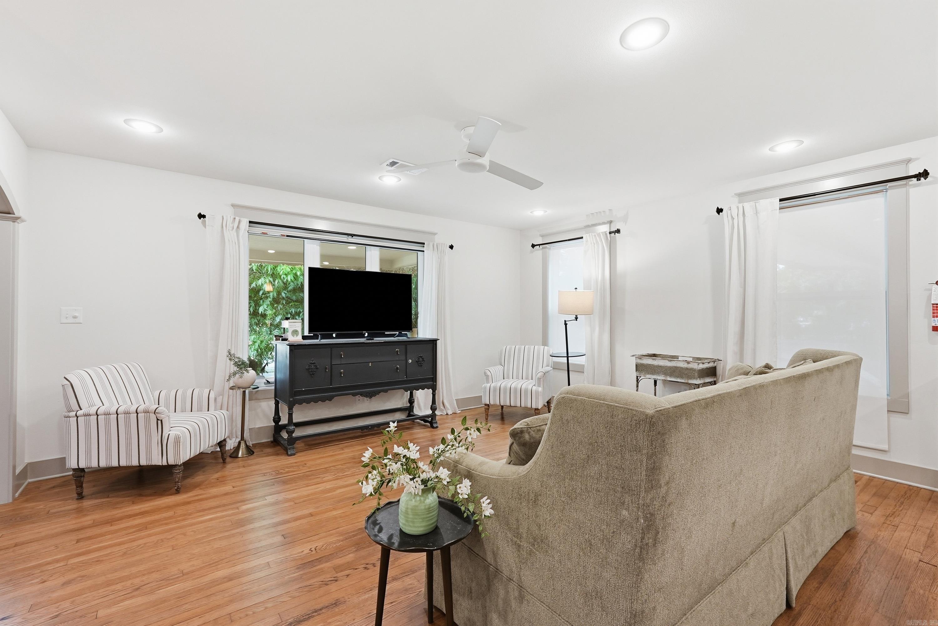 1154 Donaghey Property Photo 7