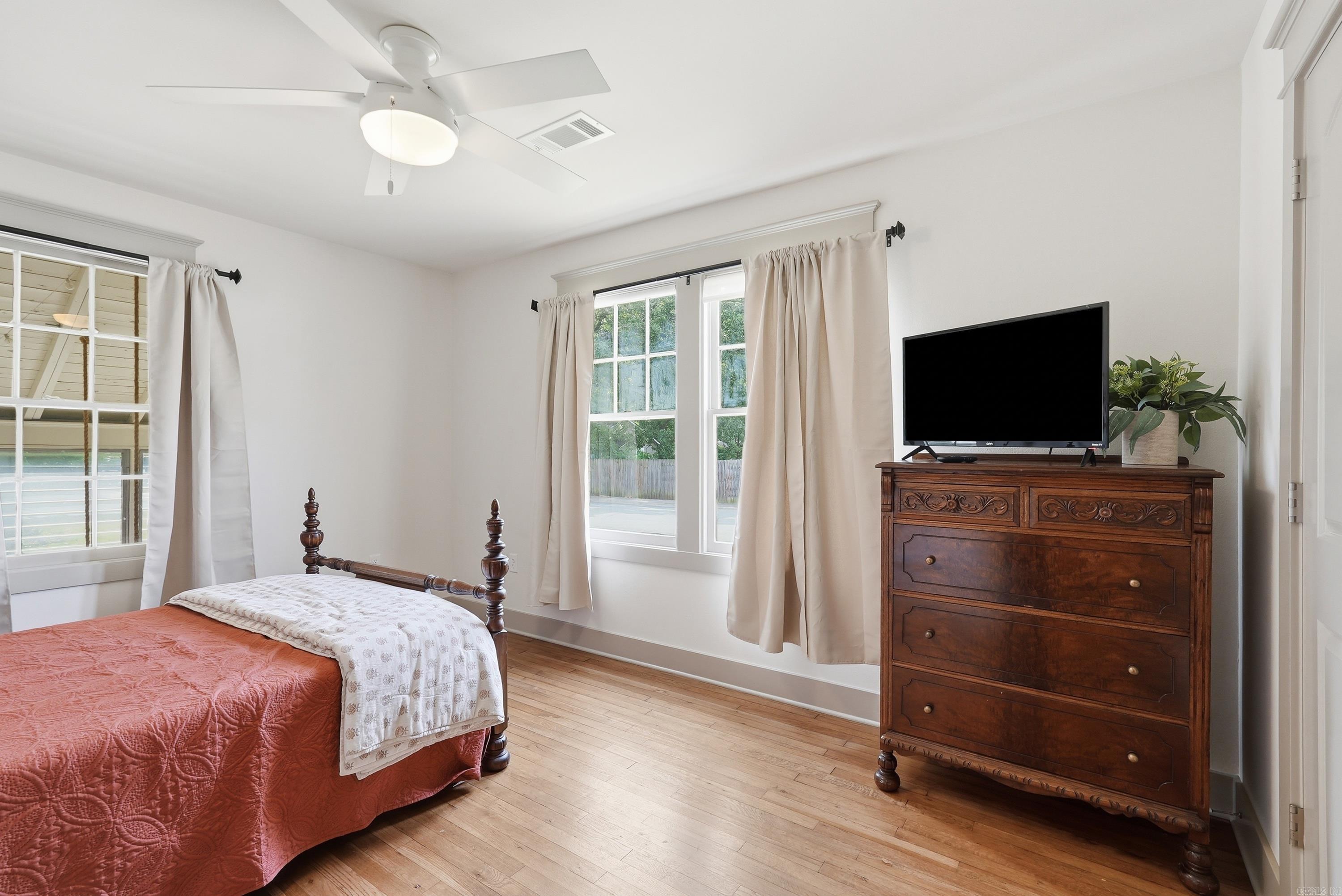 1154 Donaghey Property Photo 20