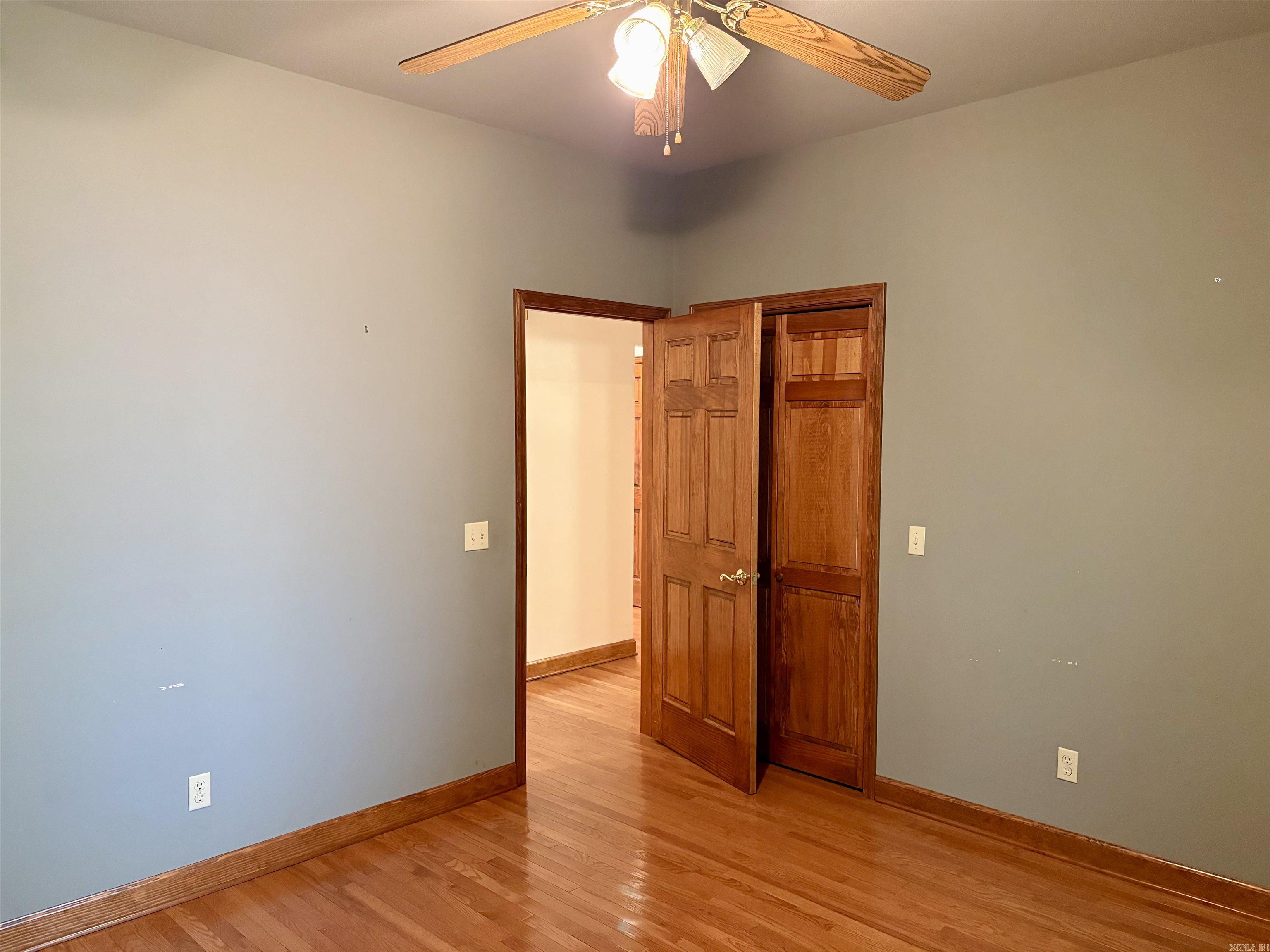 1472 E Main St. Property Photo 19