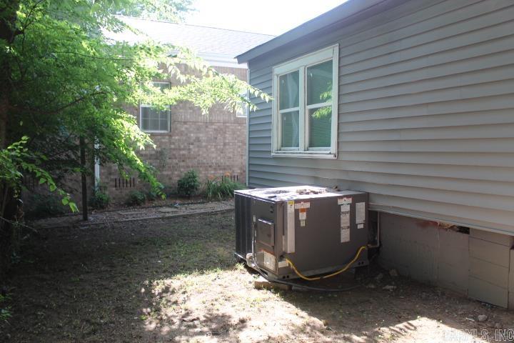1110 W 49th Street Property Photo 6