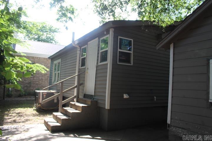 1110 W 49th Street Property Photo 10