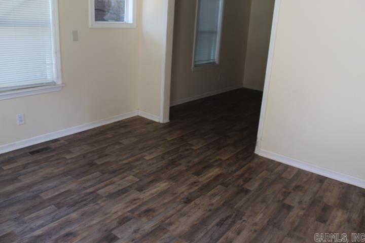 1110 W 49th Street Property Photo 12