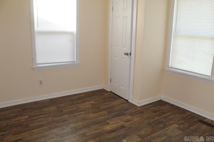 1110 W 49th Street Property Photo 15