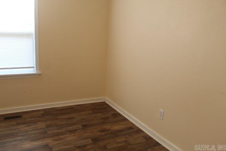 1110 W 49th Street Property Photo 17