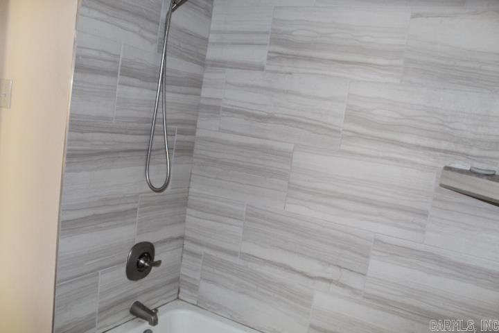 1110 W 49th Street Property Photo 18