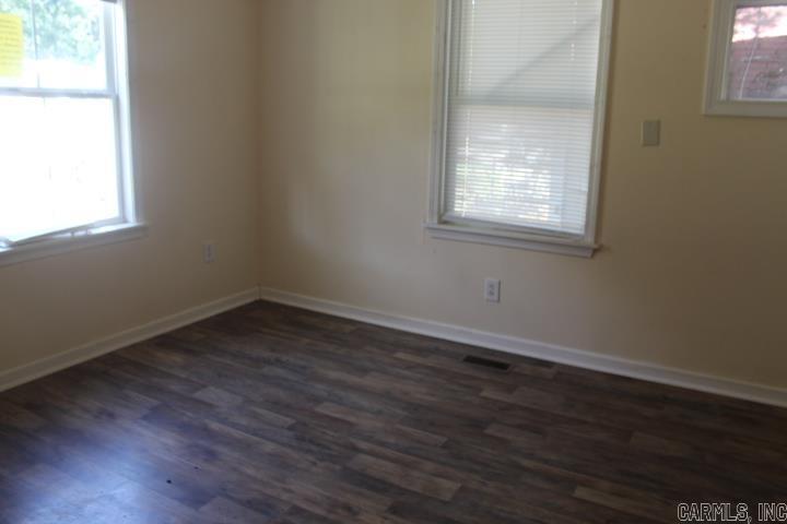 1110 W 49th Street Property Photo 19
