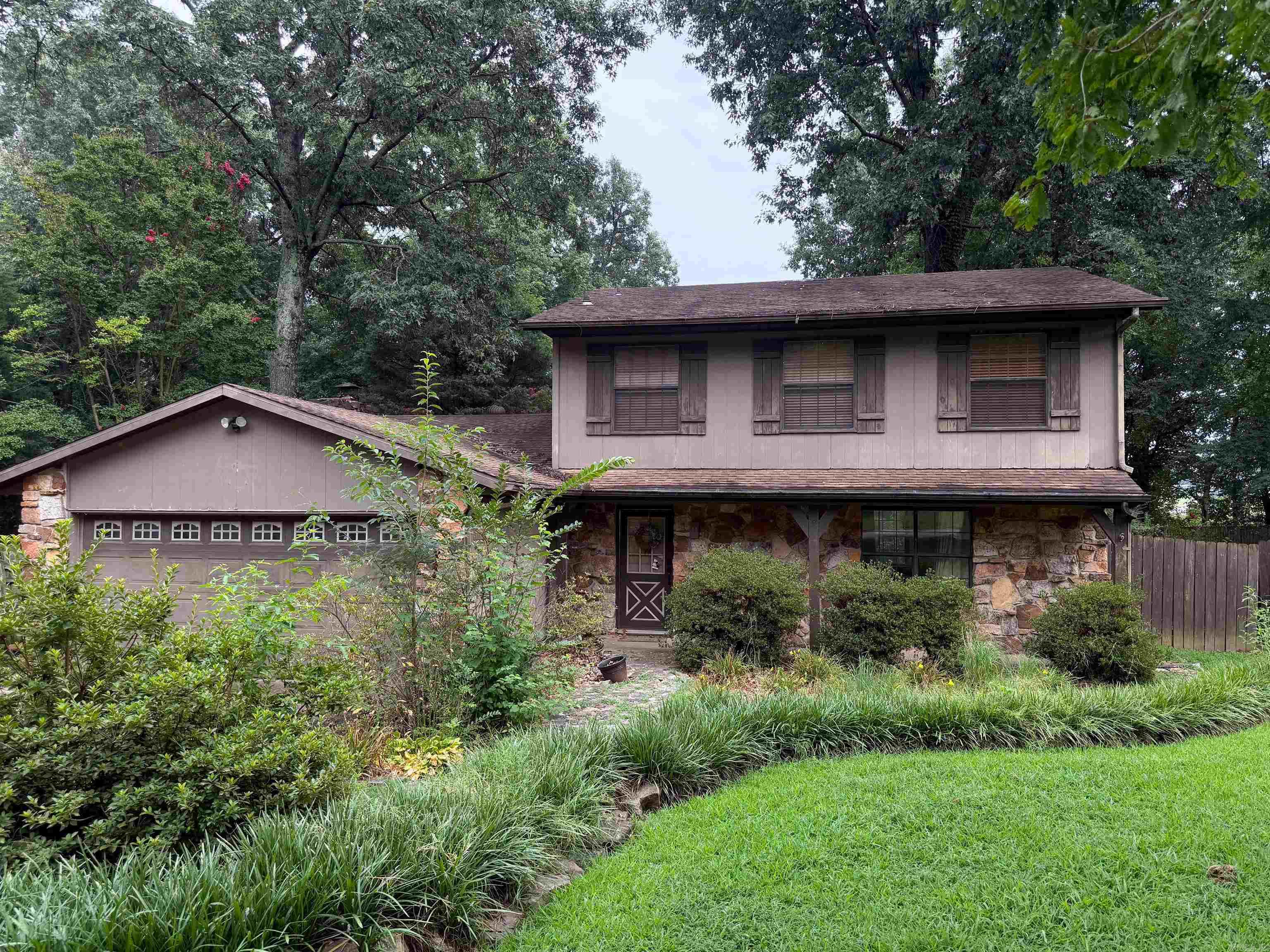 2107 Rosemond Avenue Property Photo 1