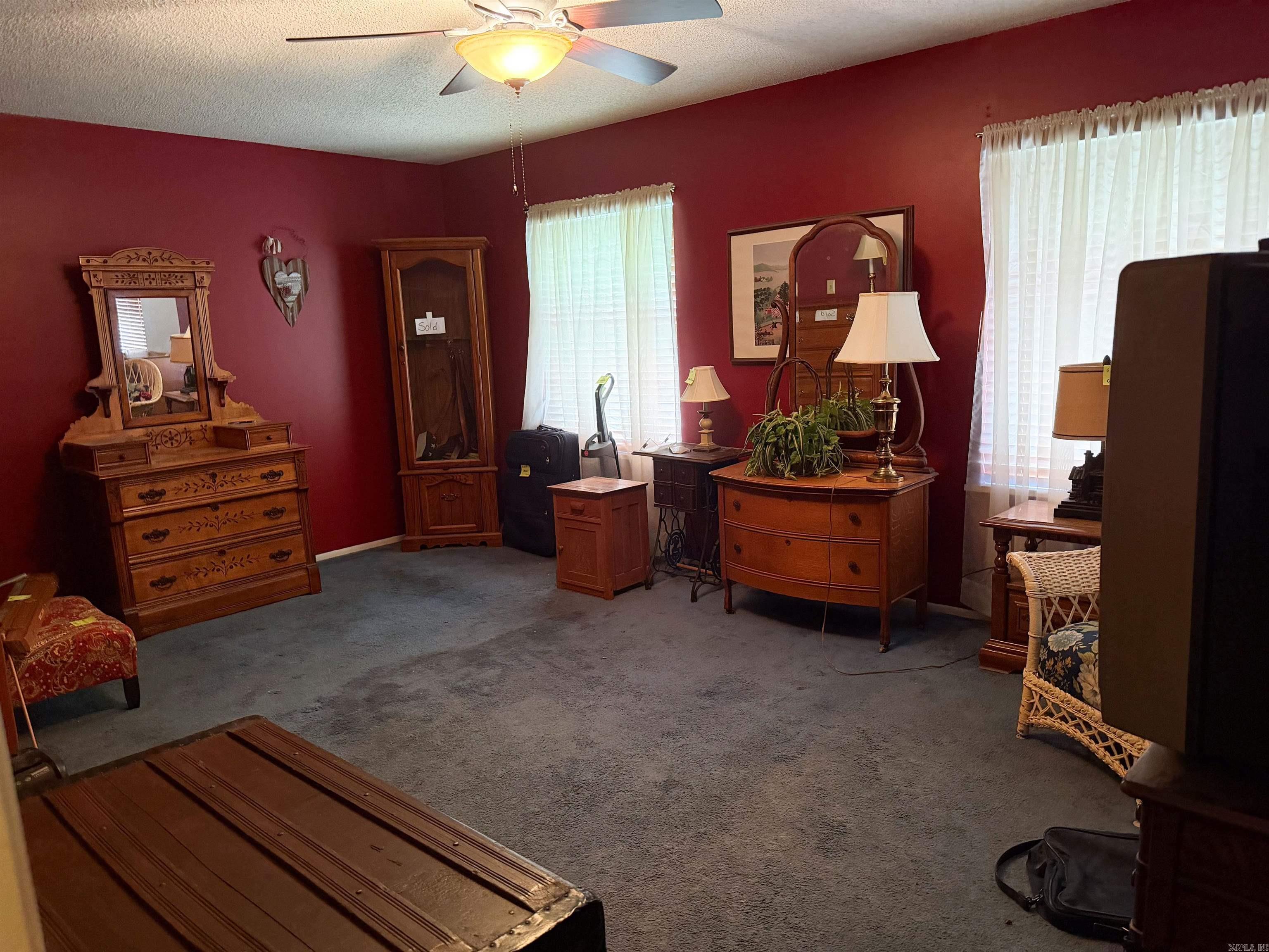 2107 Rosemond Avenue Property Photo 2