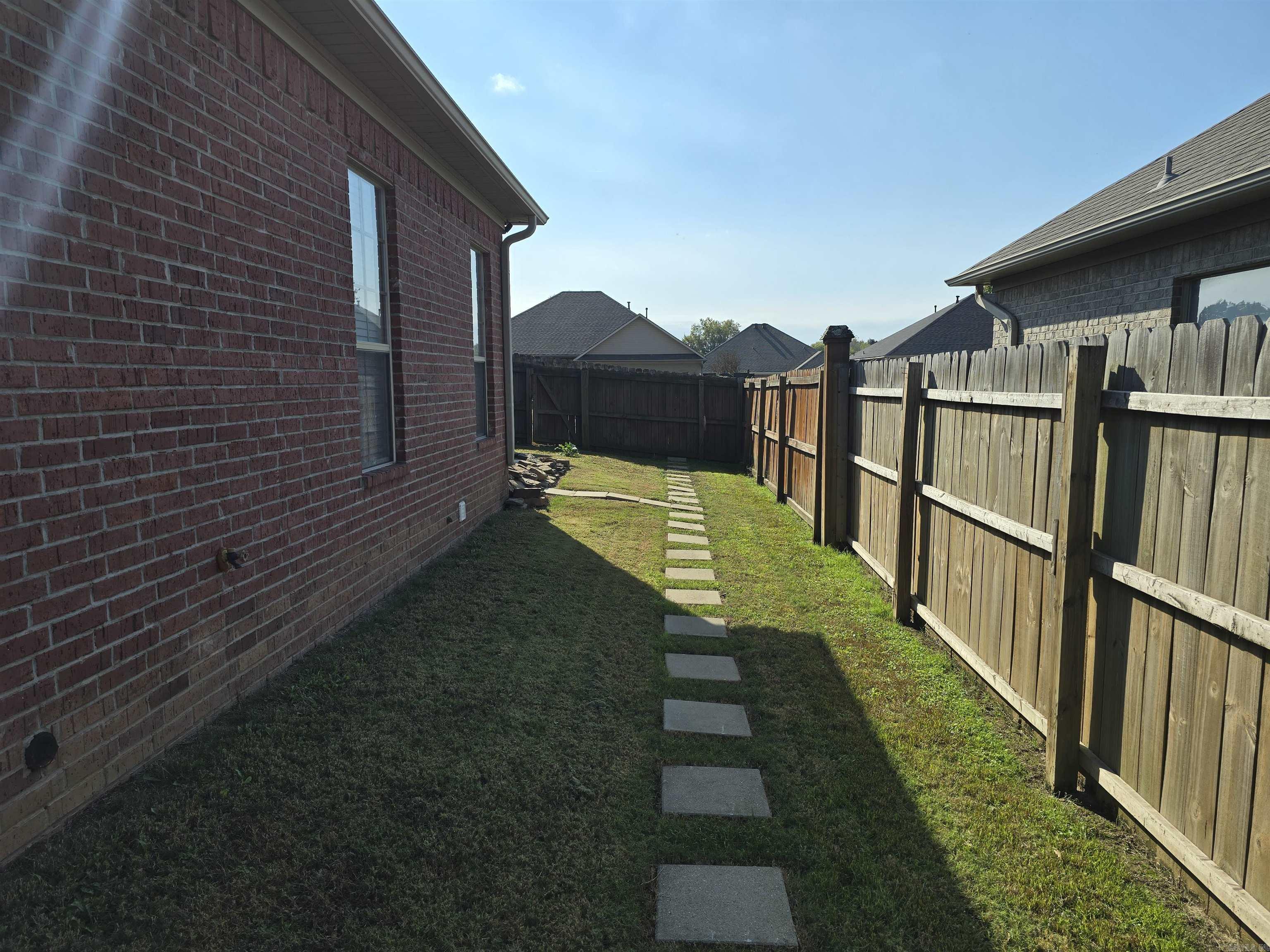 2800 Wineberry Road Property Photo 32
